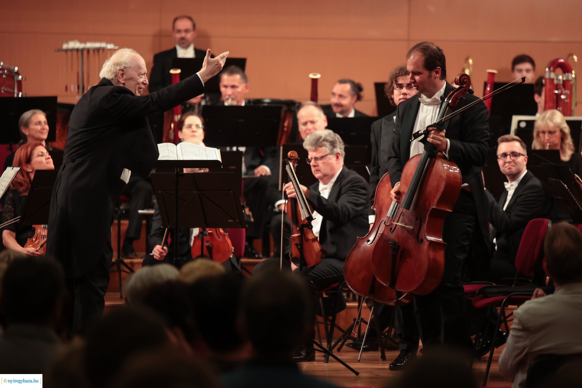 A Nemzeti FilharmonikusZenekar nyitotta a Filharmónia Magyarország évadát