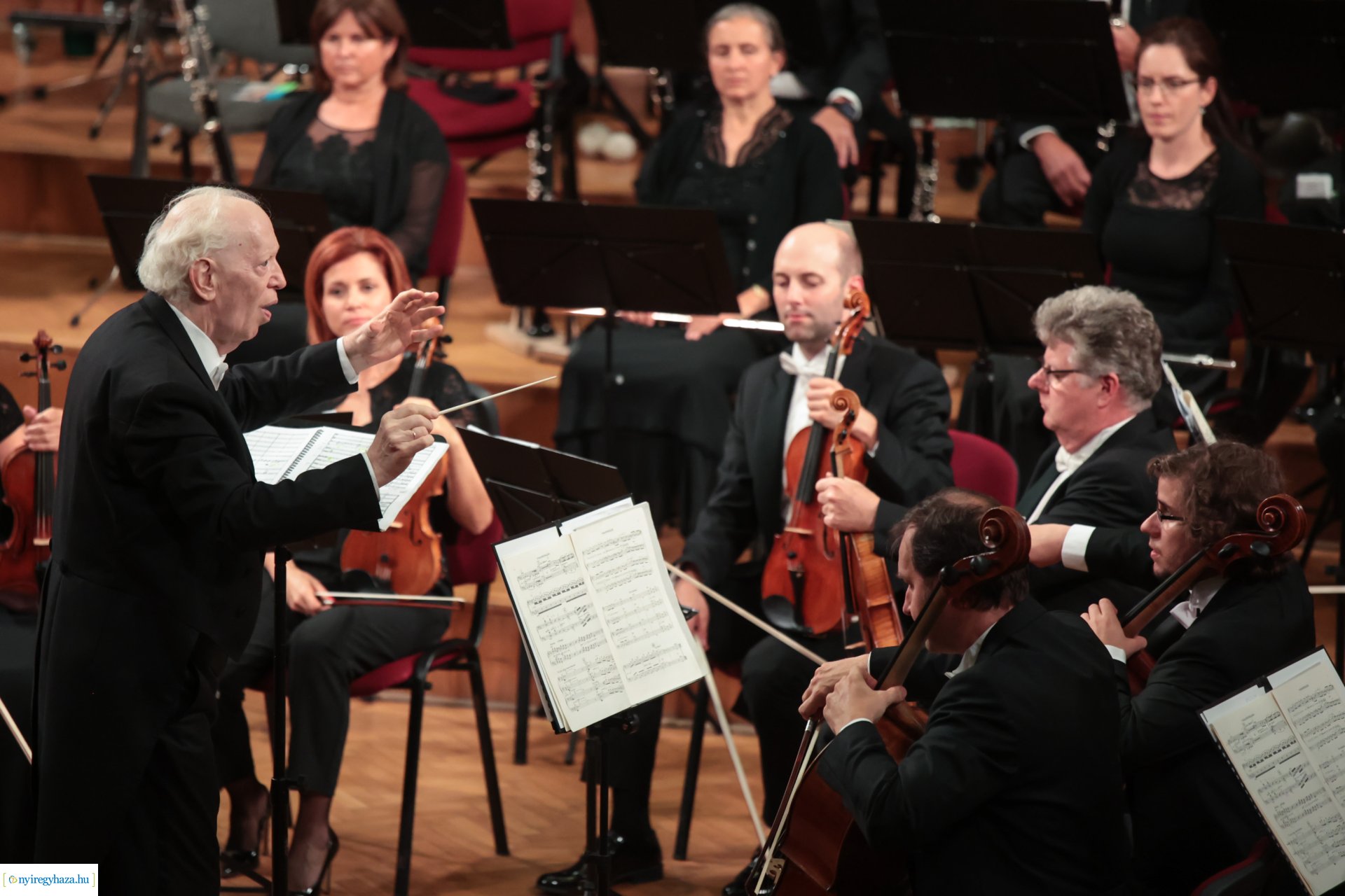 A Nemzeti FilharmonikusZenekar nyitotta a Filharmónia Magyarország évadát