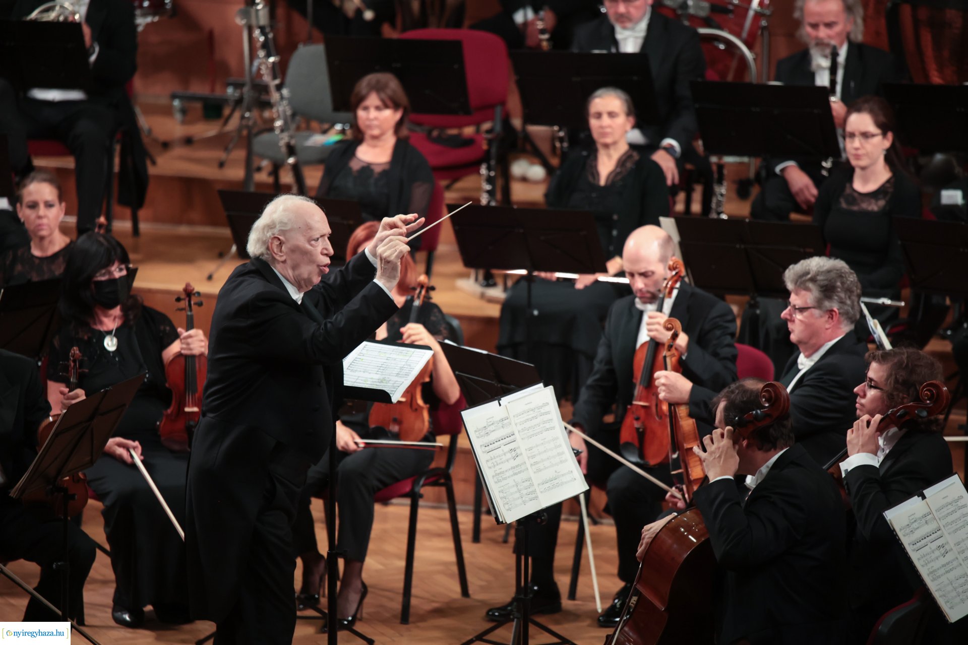 A Nemzeti FilharmonikusZenekar nyitotta a Filharmónia Magyarország évadát