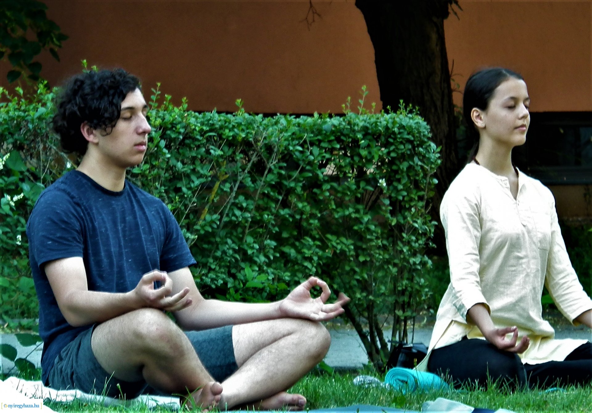 A  Nemzetközi Jóganap ünneplése Nyíregyházán