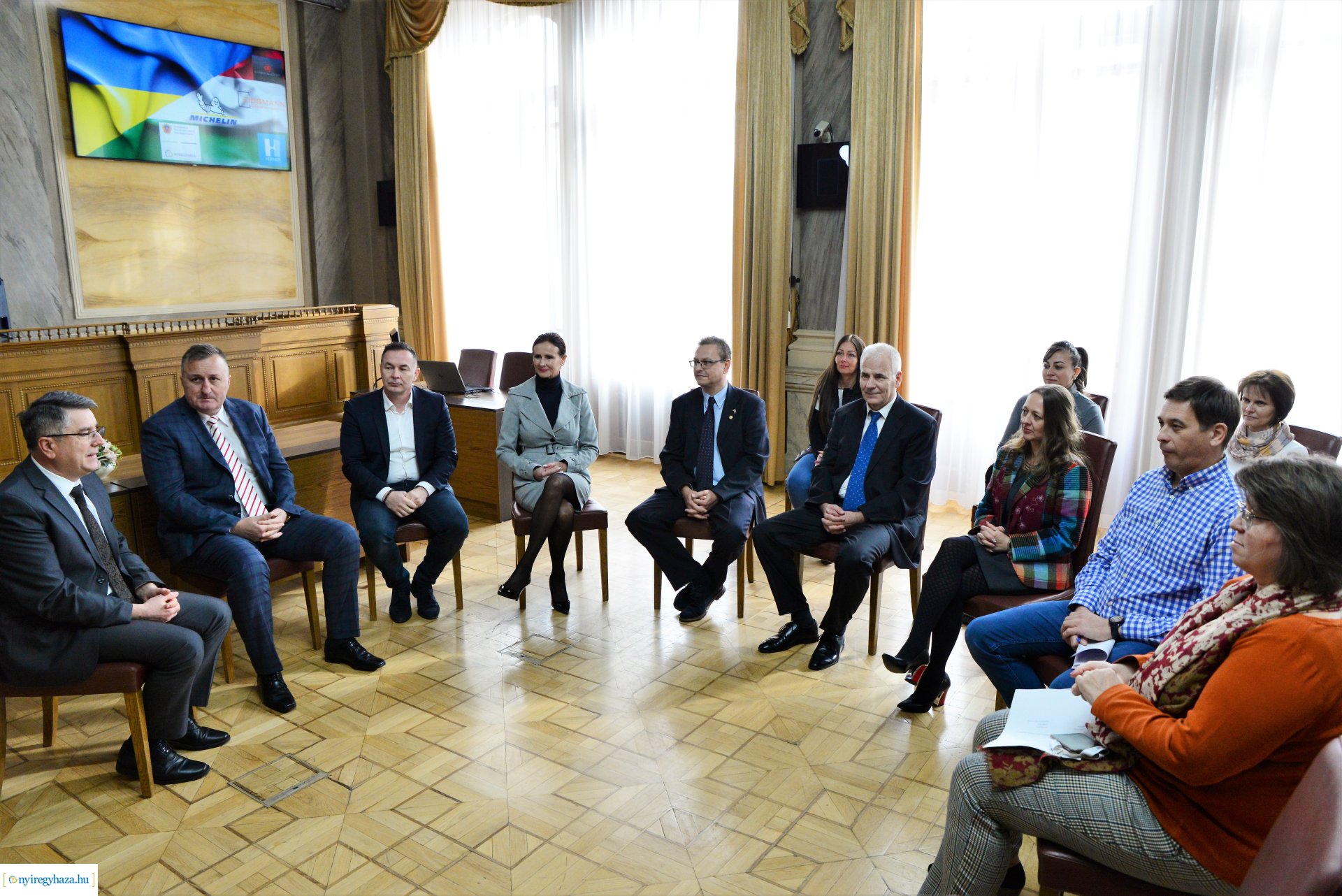 A Nyíregyházi Humanitárius Csoport elismerő okleveleinek átadása