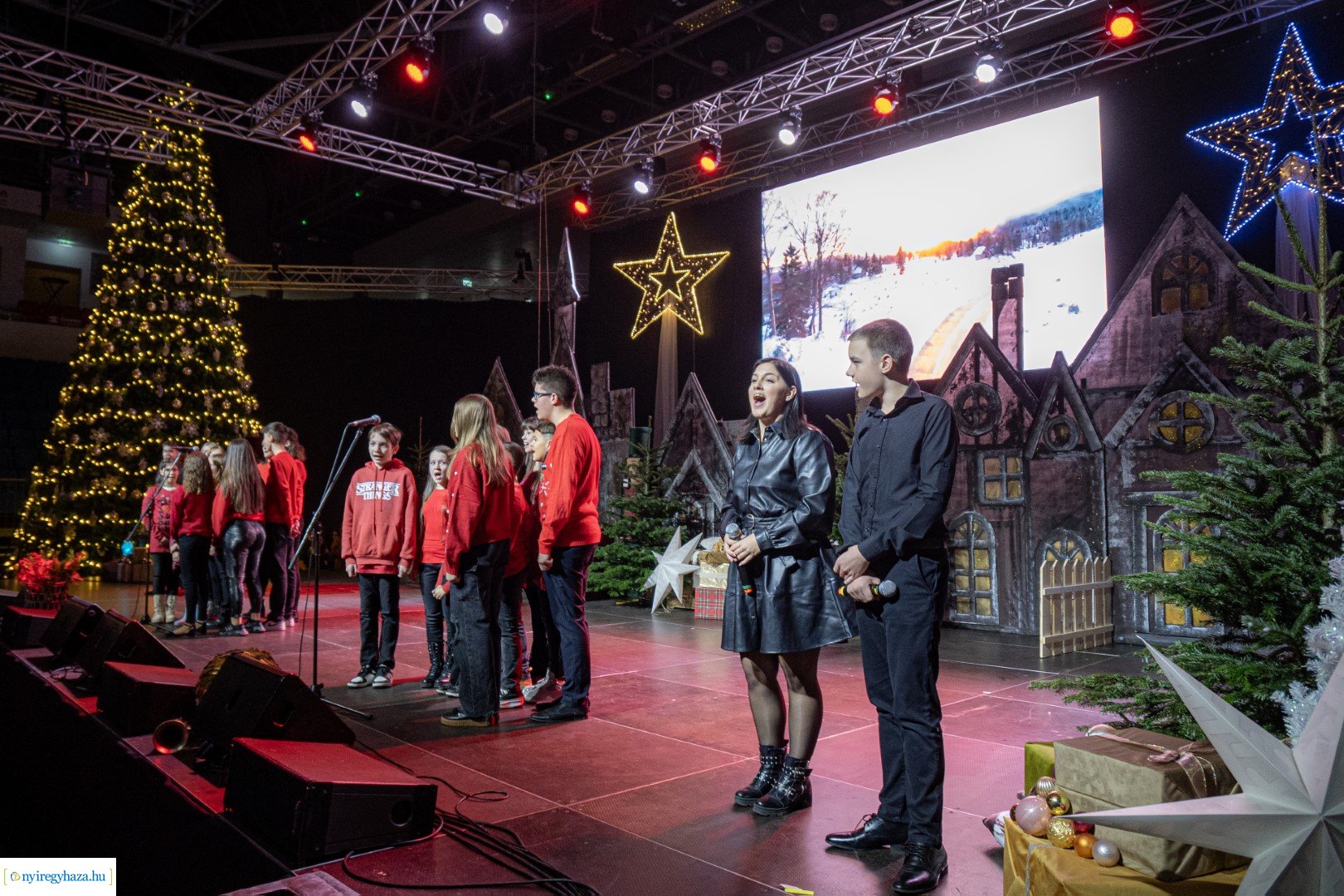 A Nyíregyházi Sportcentrum évzáró rendezvénye a Continentál Arénában