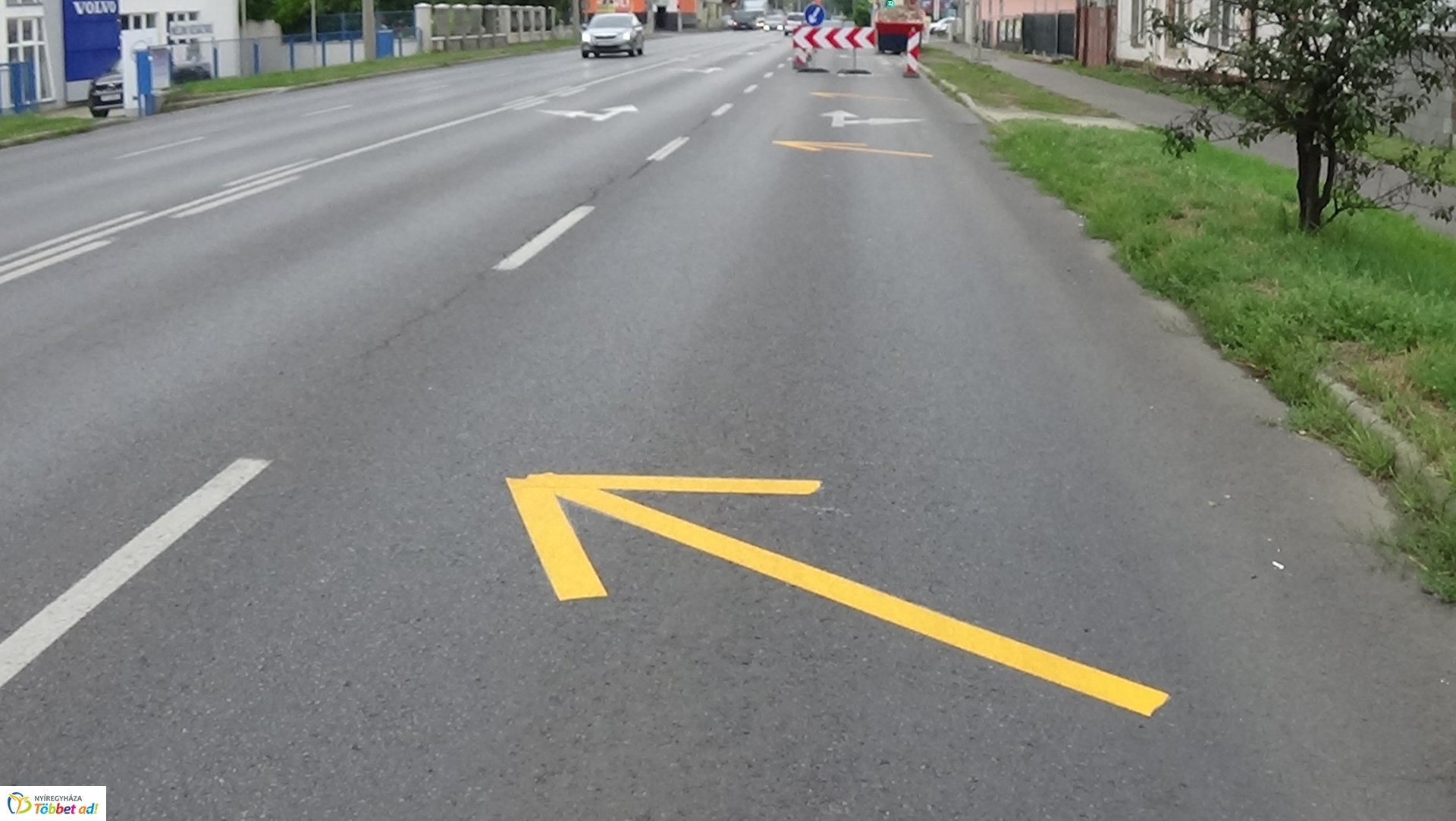 A Pazonyi út bevezető szakaszán lezárták a külső sáv egy részét