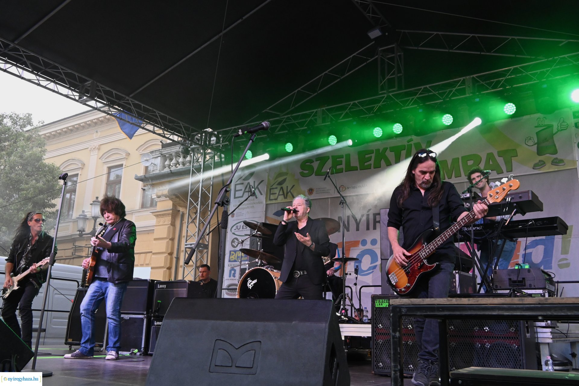 A Piramis együttes koncertje zárta a  Szelektív Szombatot