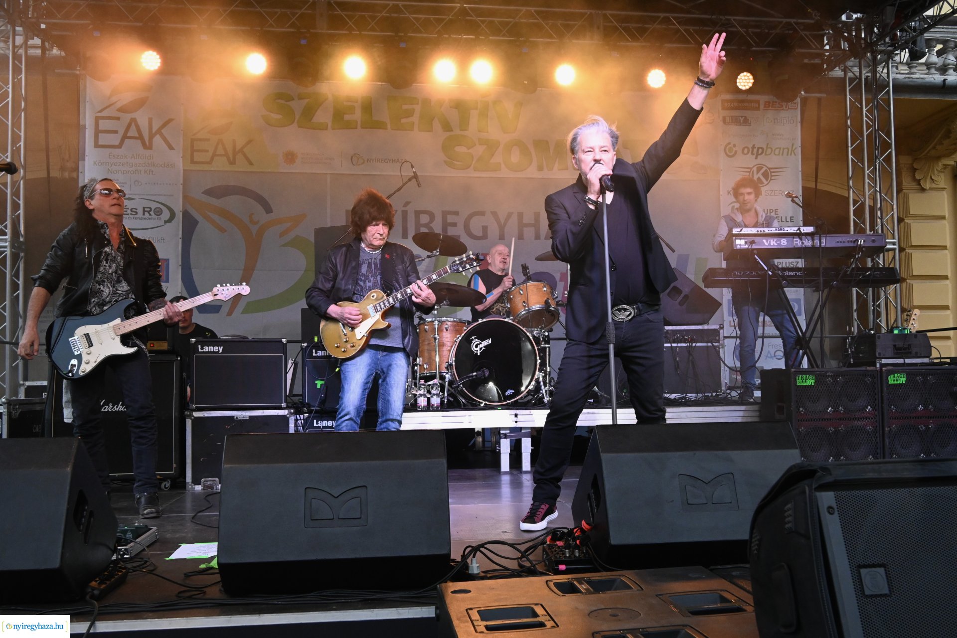 A Piramis együttes koncertje zárta a  Szelektív Szombatot