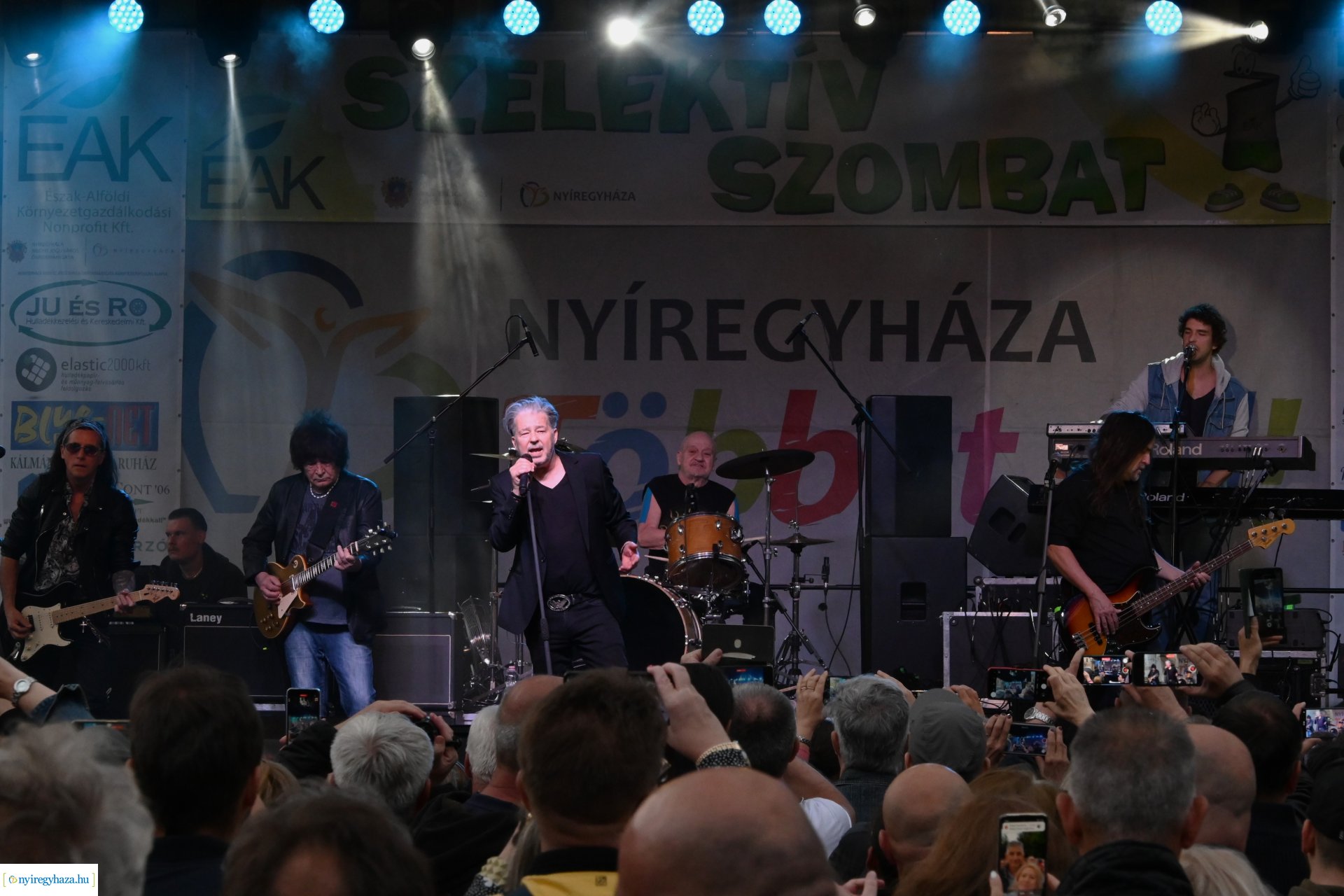 A Piramis együttes koncertje zárta a  Szelektív Szombatot