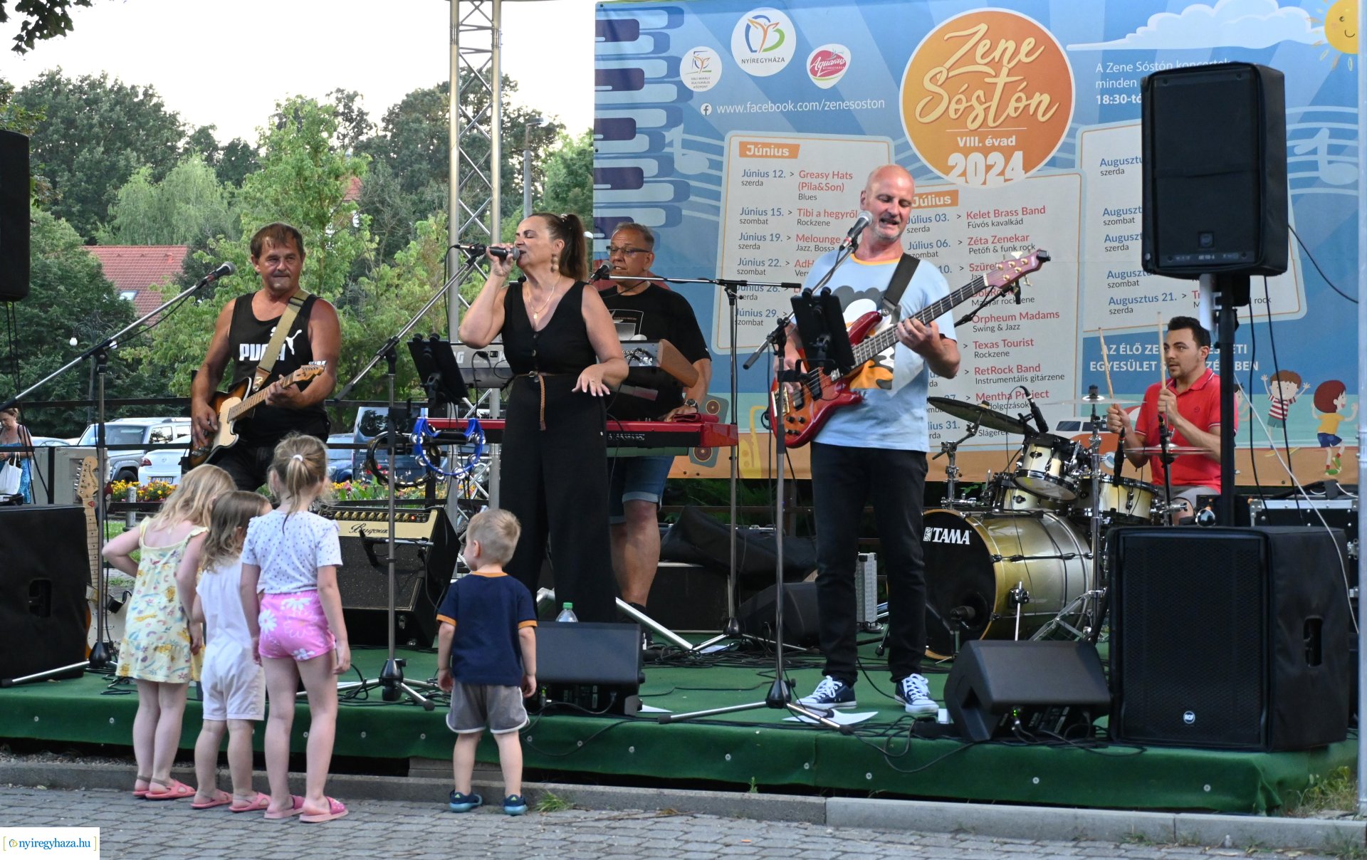 A Polip Band a Zene Sóstón programsorozat szinpadán