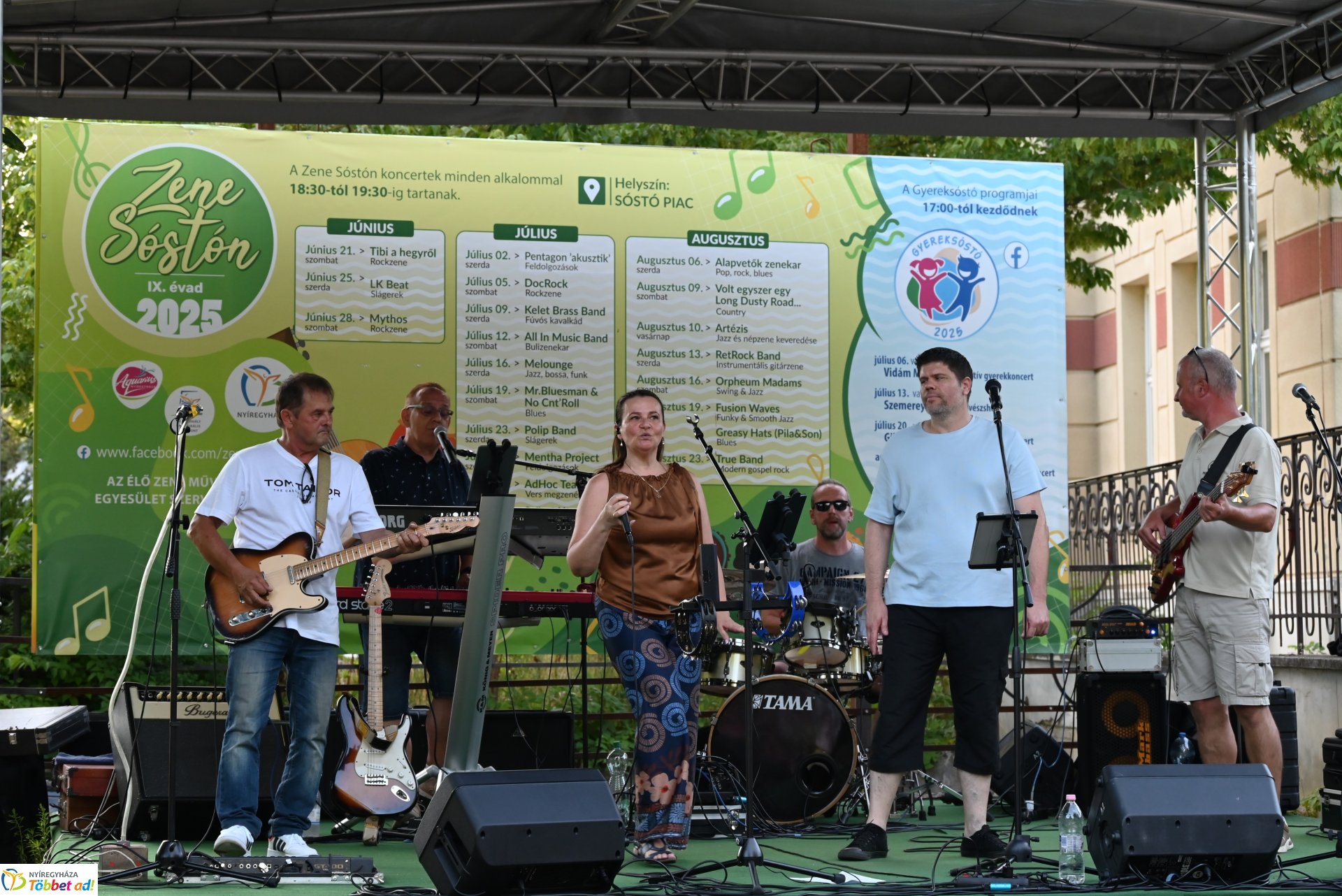 A Polip Band  koncertje a Zene Sóstón programsorozat színpadán