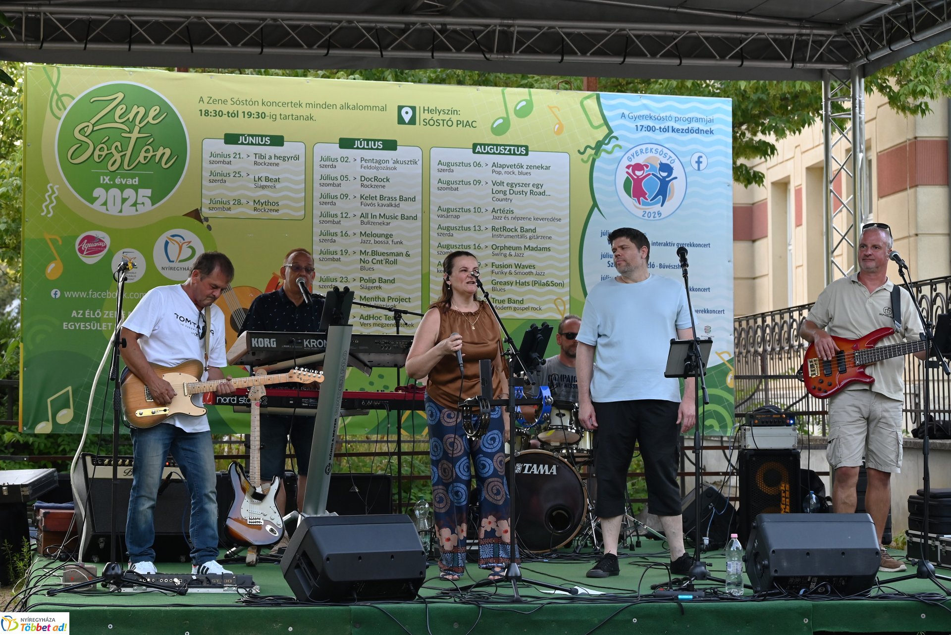 A Polip Band  koncertje a Zene Sóstón programsorozat színpadán