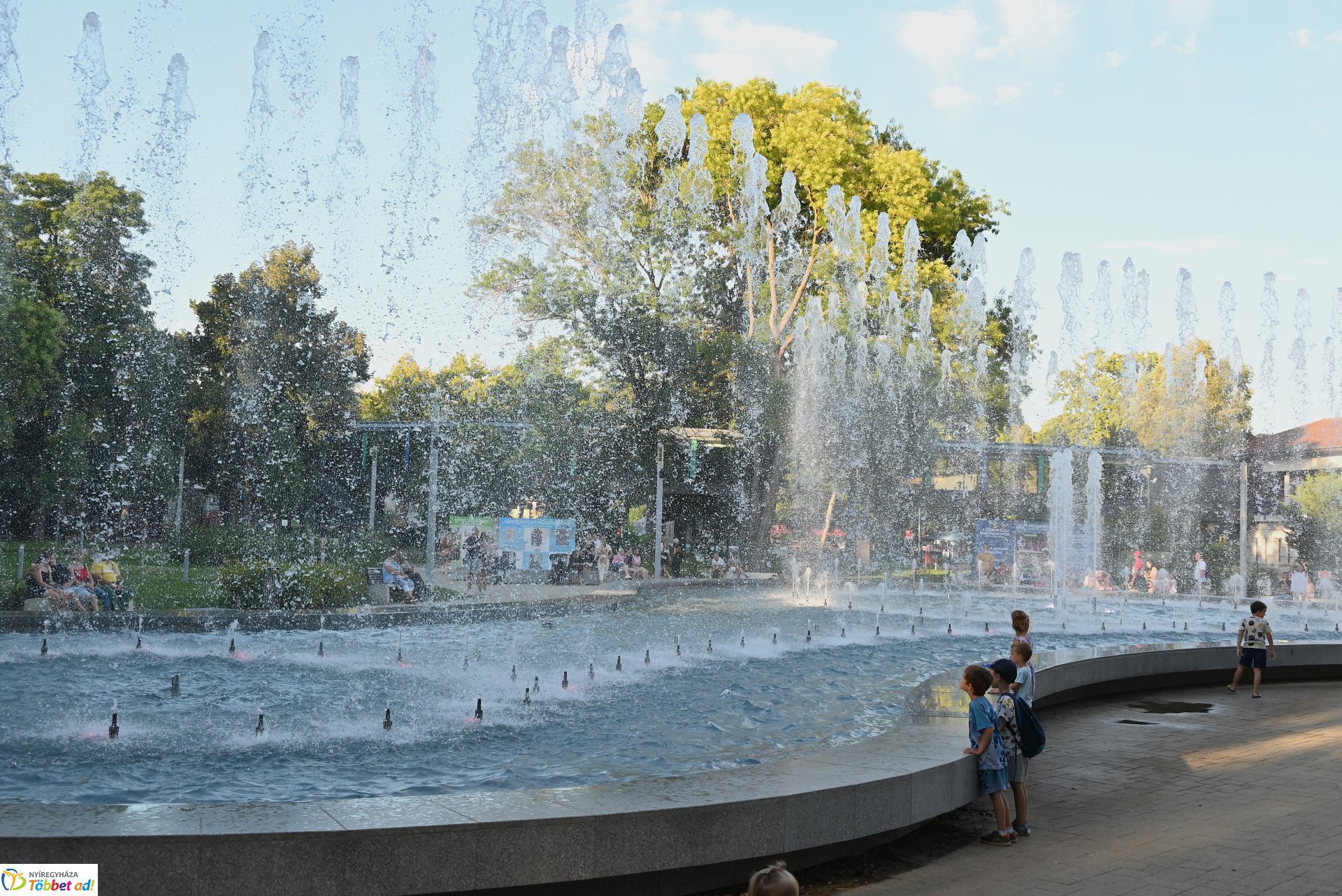 A Polip Band  koncertje a Zene Sóstón programsorozat színpadán