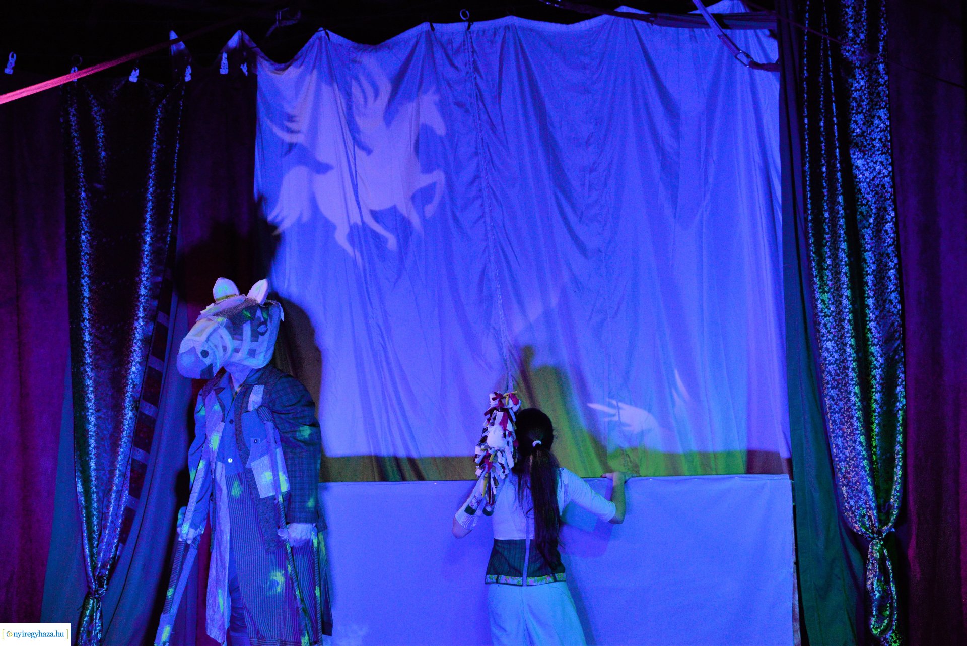 A púpos lovacska - beutató a MŰvész Stúdióban