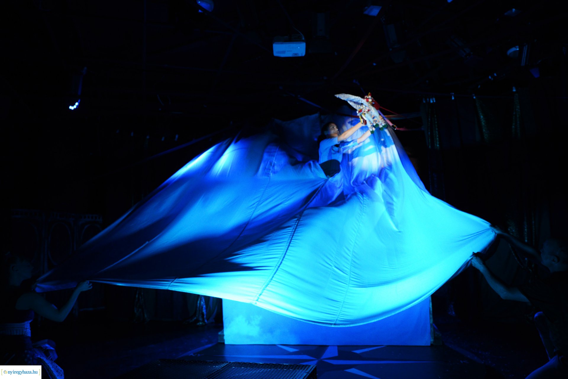 A púpos lovacska - beutató a MŰvész Stúdióban