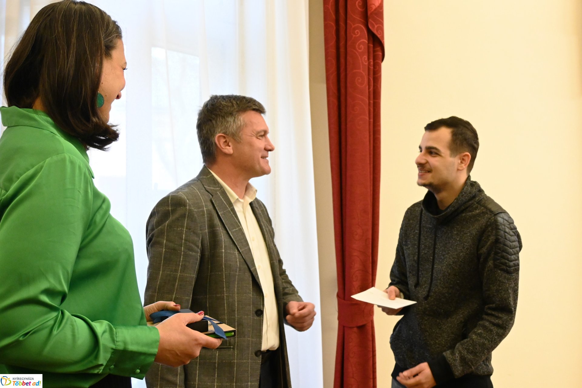 A Rászoruló Hallgatókért Közalapítvány támogatását kapták meg a fiatalok