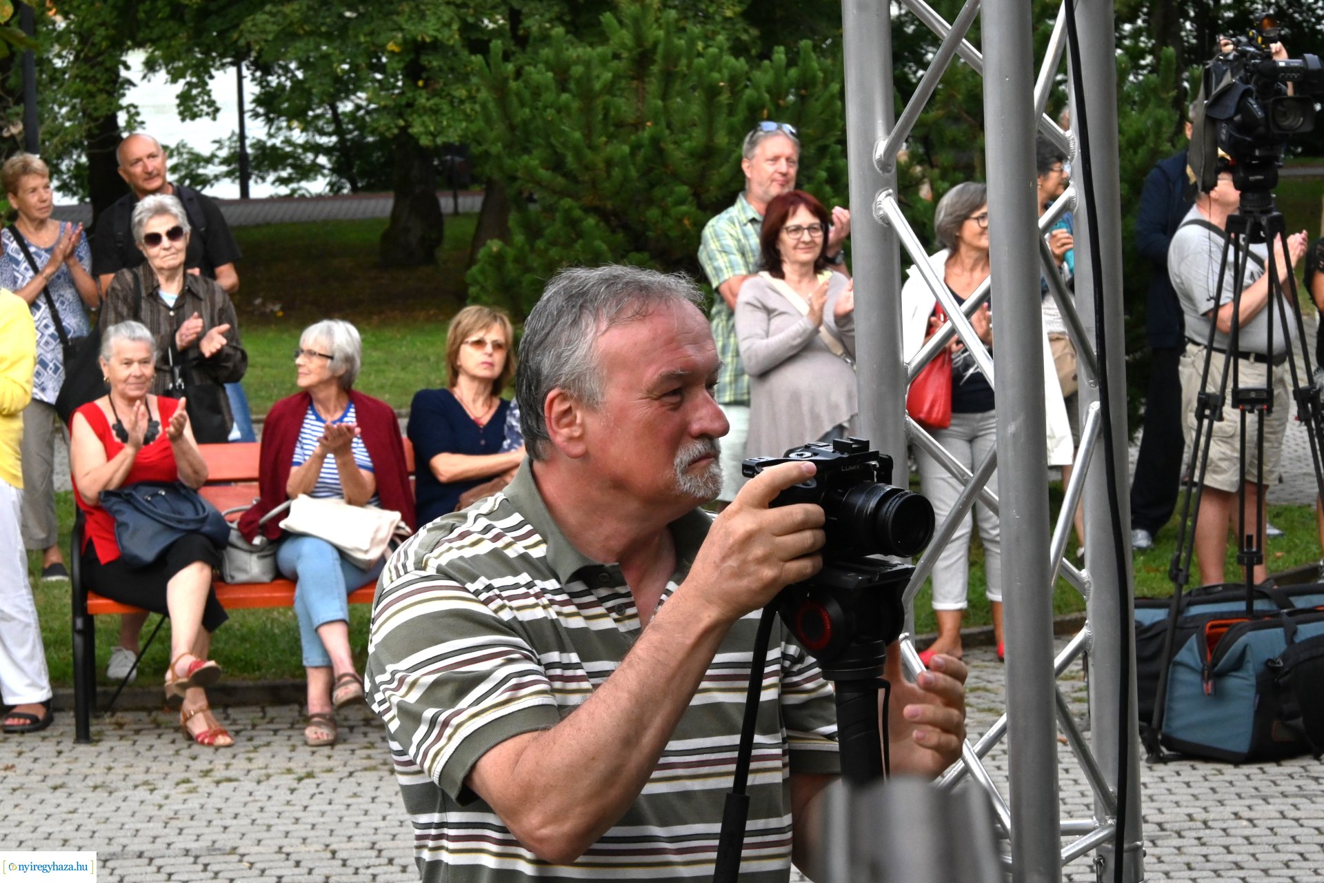 A Ret-Rock Band koncertje a Zene Sóstón programsorozat színpadán