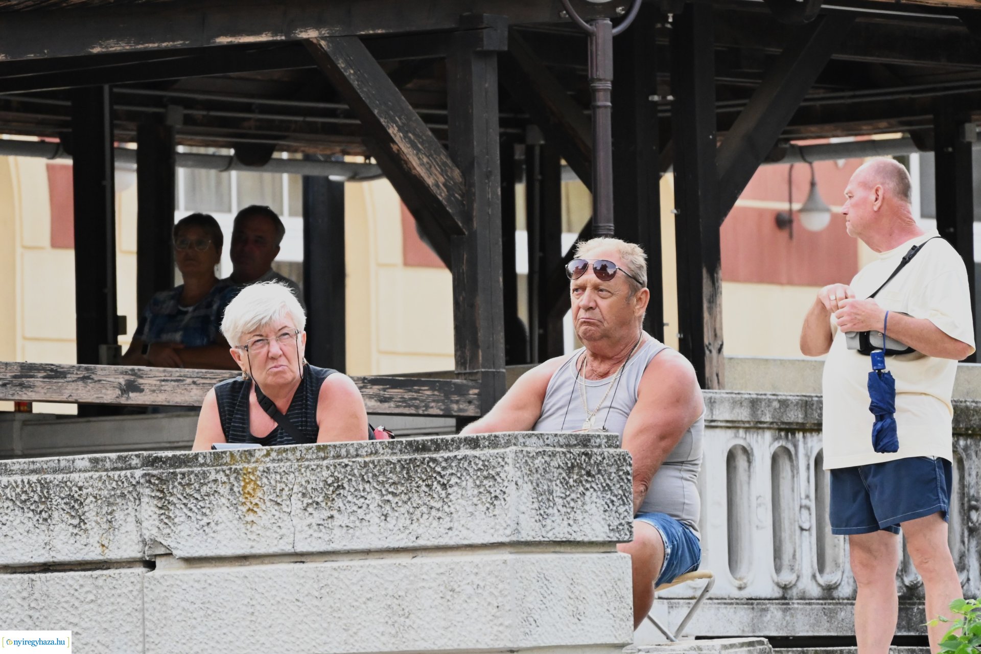 A Ret-Rock Band koncertje a Zene Sóstón programsorozat színpadán