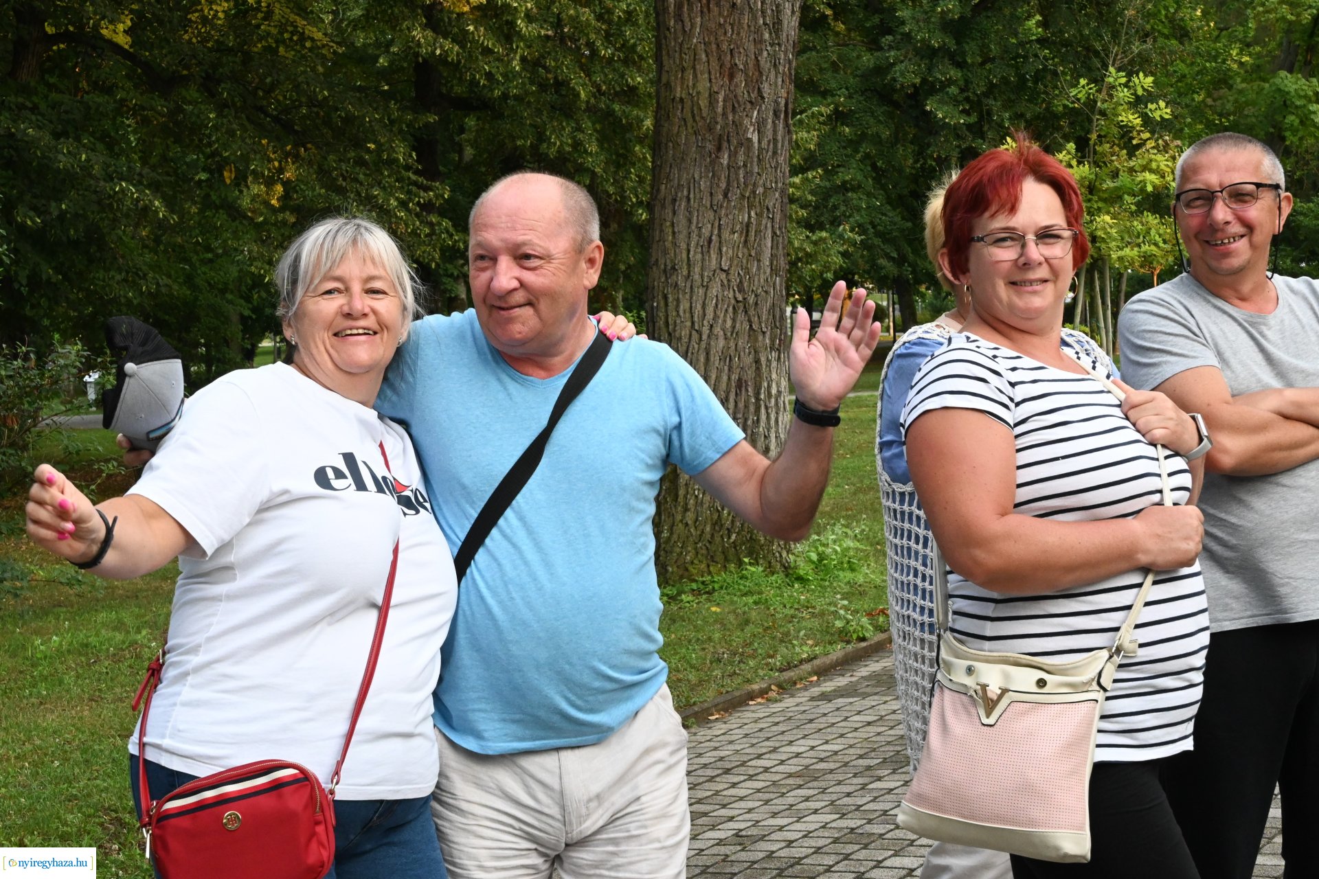 A Ret-Rock Band koncertje a Zene Sóstón programsorozat színpadán