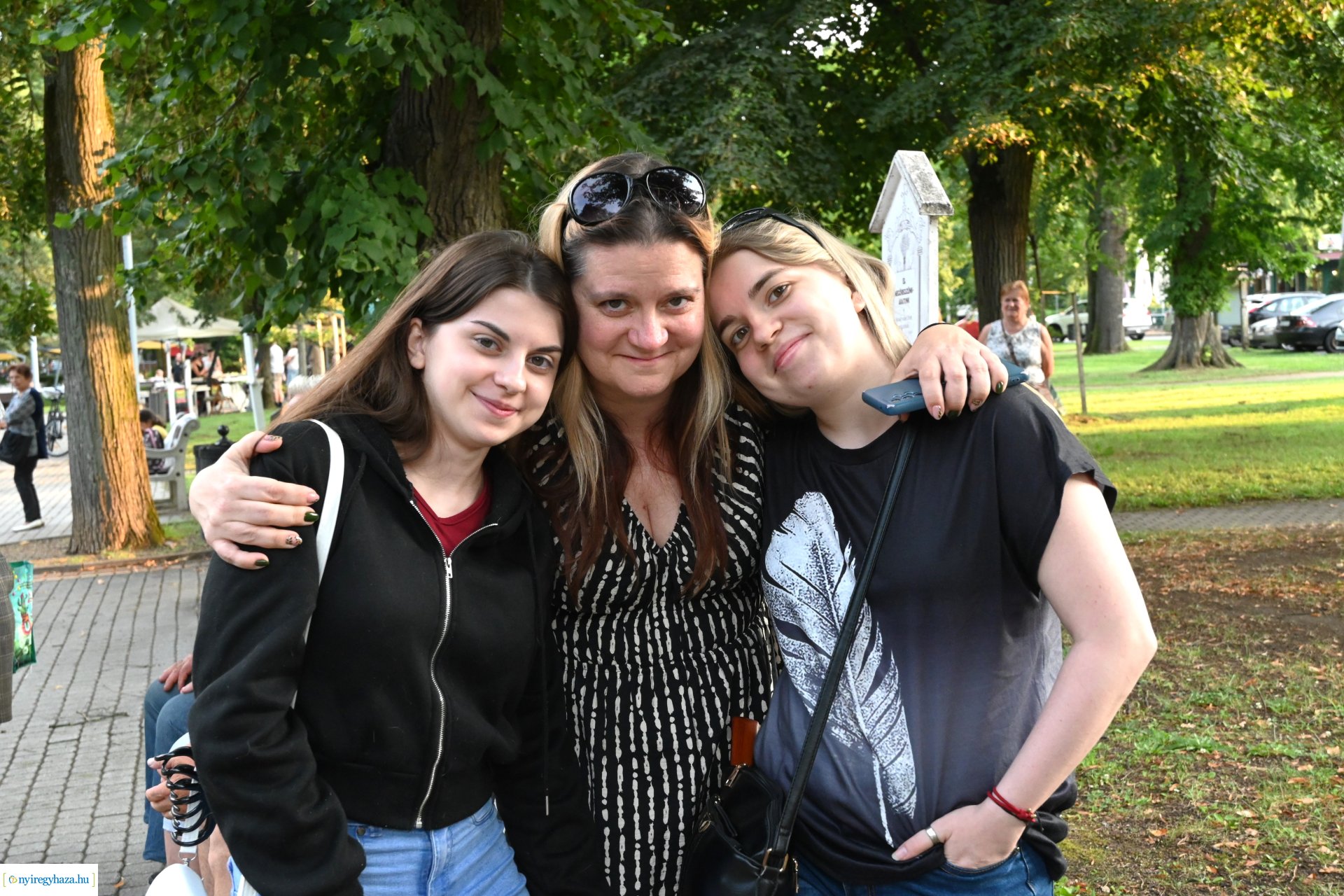 A Ret-Rock Band koncertje a Zene Sóstón programsorozat színpadán