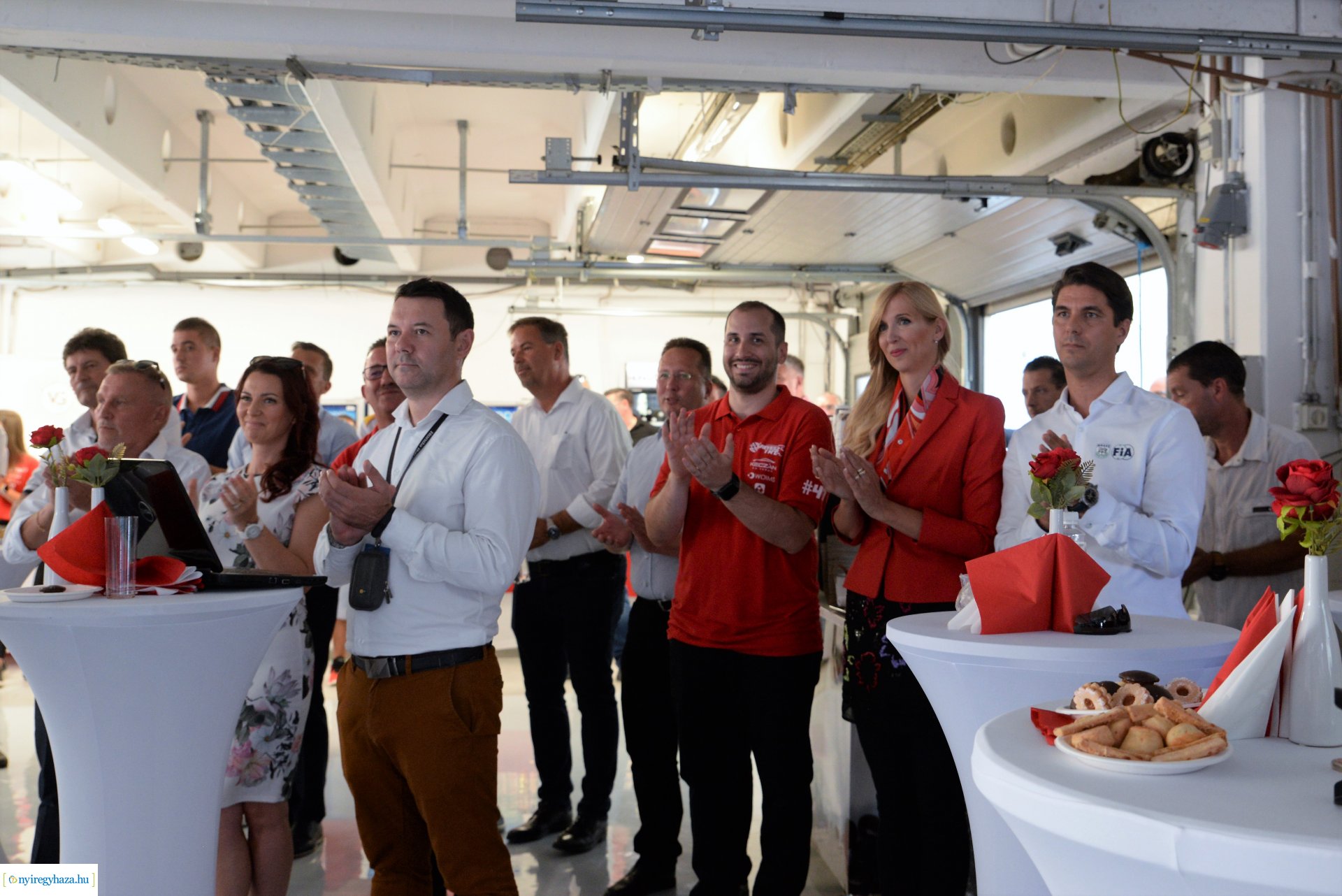 A Révész Truck Racing Team hivatalos versenykamion bemutatója