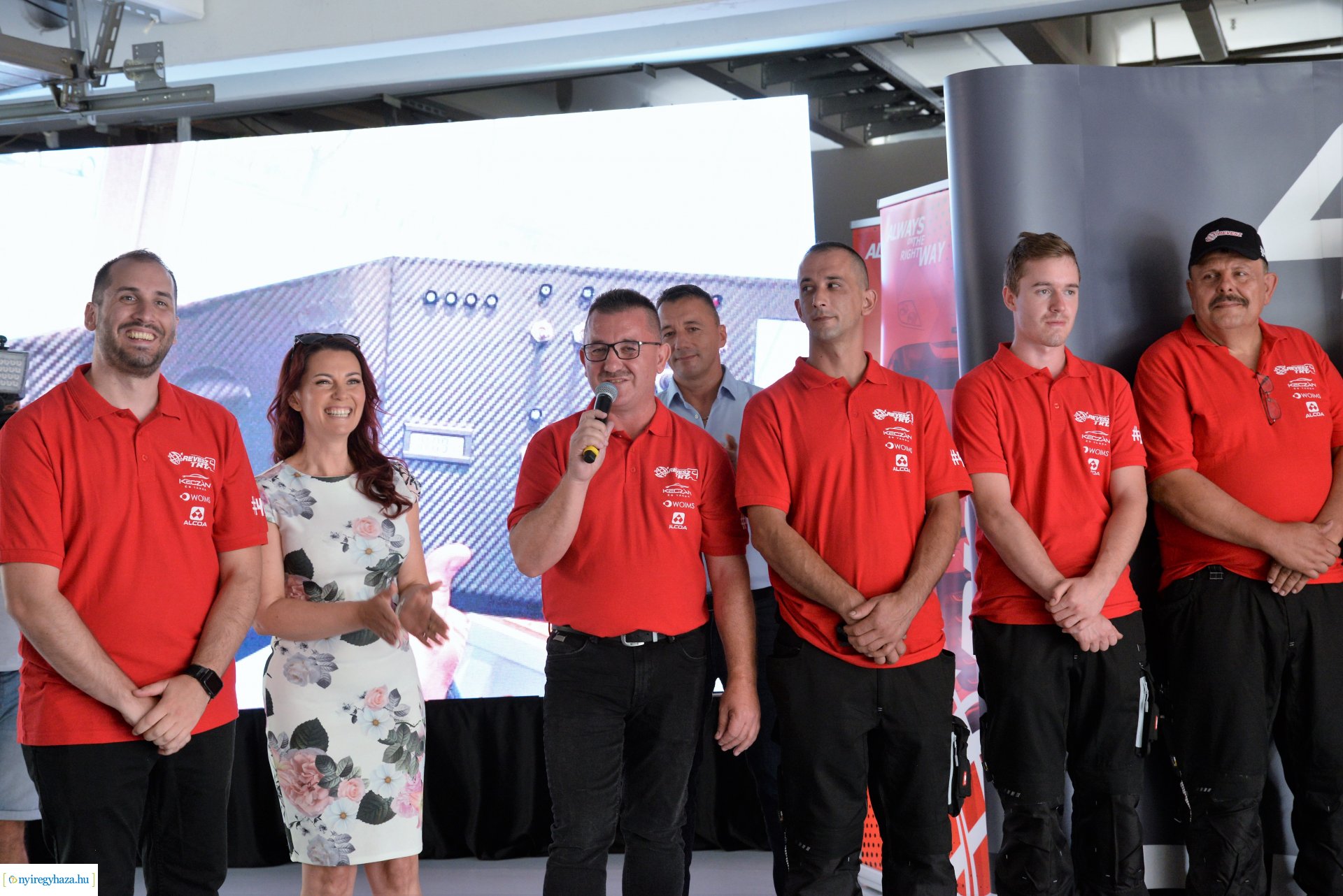 A Révész Truck Racing Team hivatalos versenykamion bemutatója