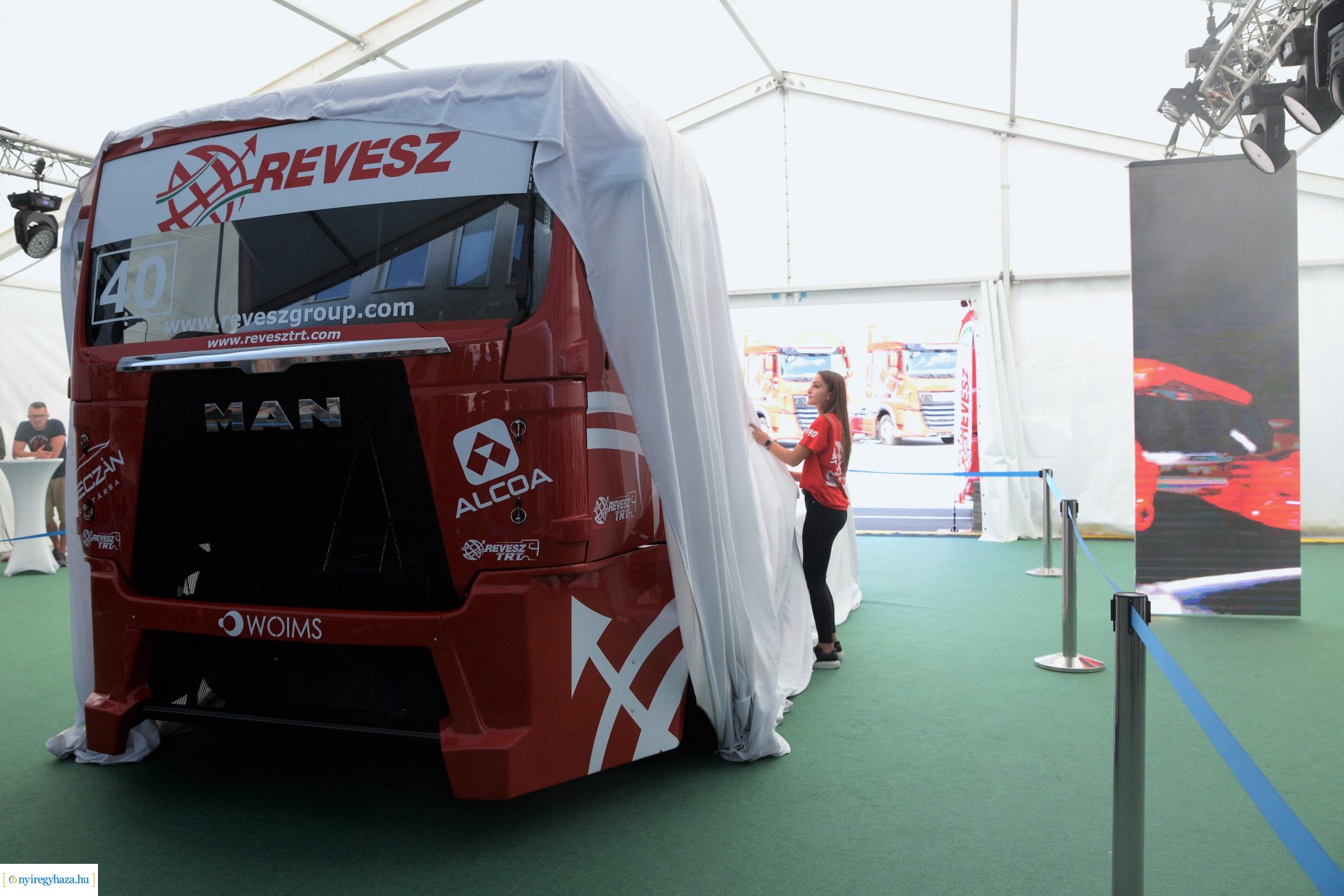 A Révész Truck Racing Team hivatalos versenykamion bemutatója