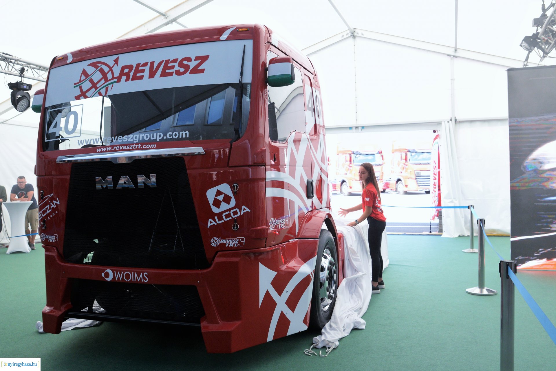 A Révész Truck Racing Team hivatalos versenykamion bemutatója