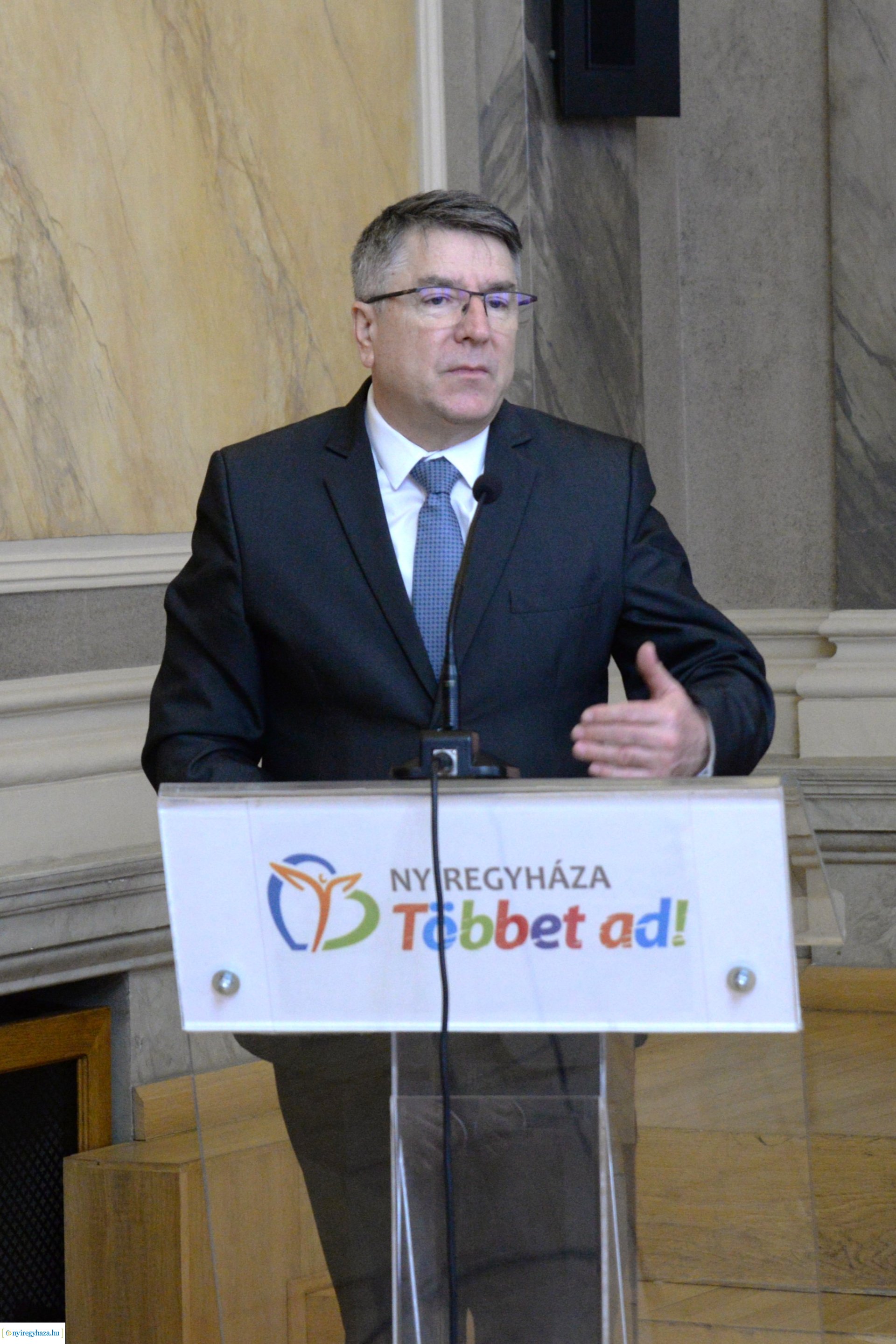 A Roma Nemzetiségi Önkormányzat kitüntetéseinek átadása