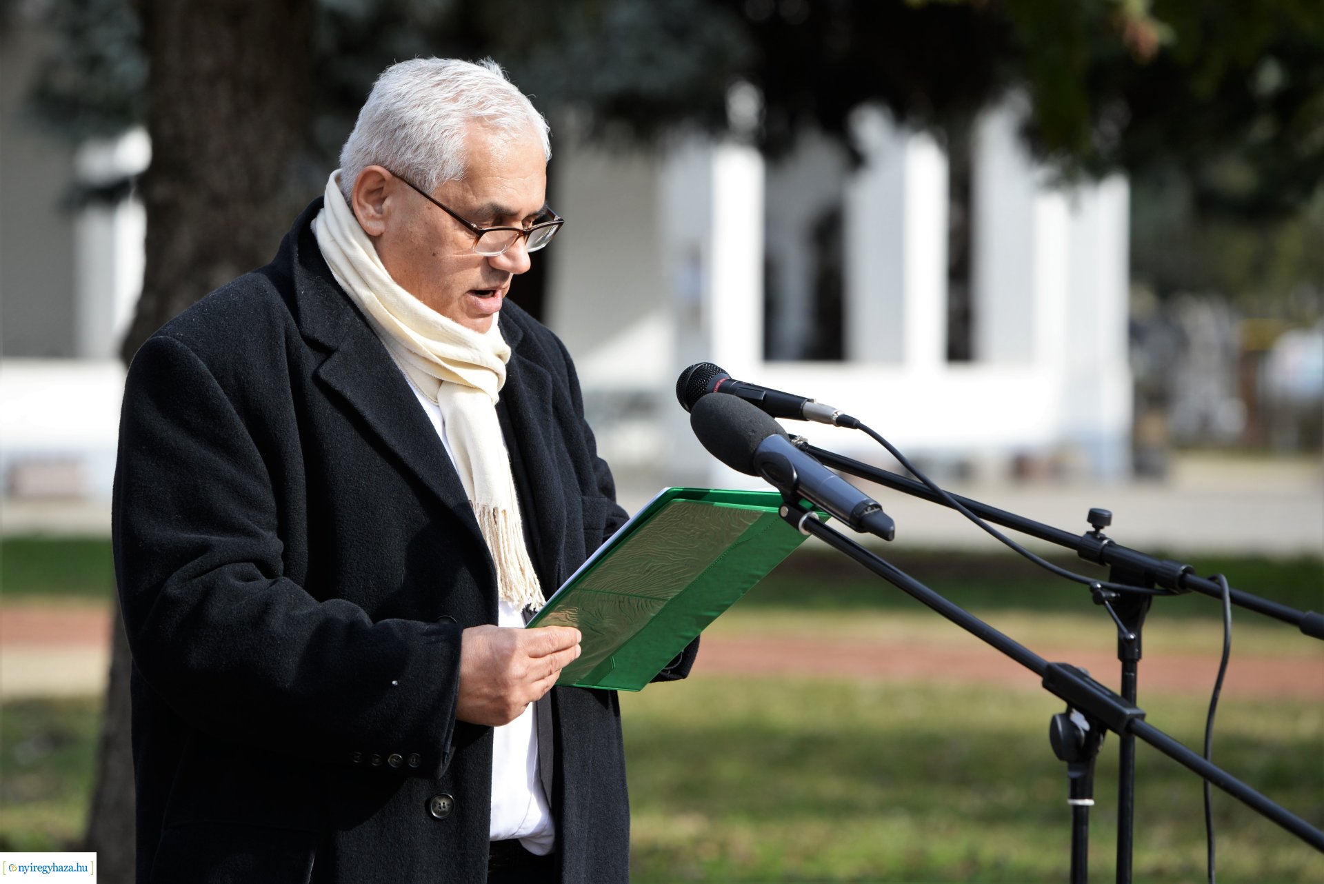 A romák elleni sorozatgyilkosságok áldozataira emlékeztek