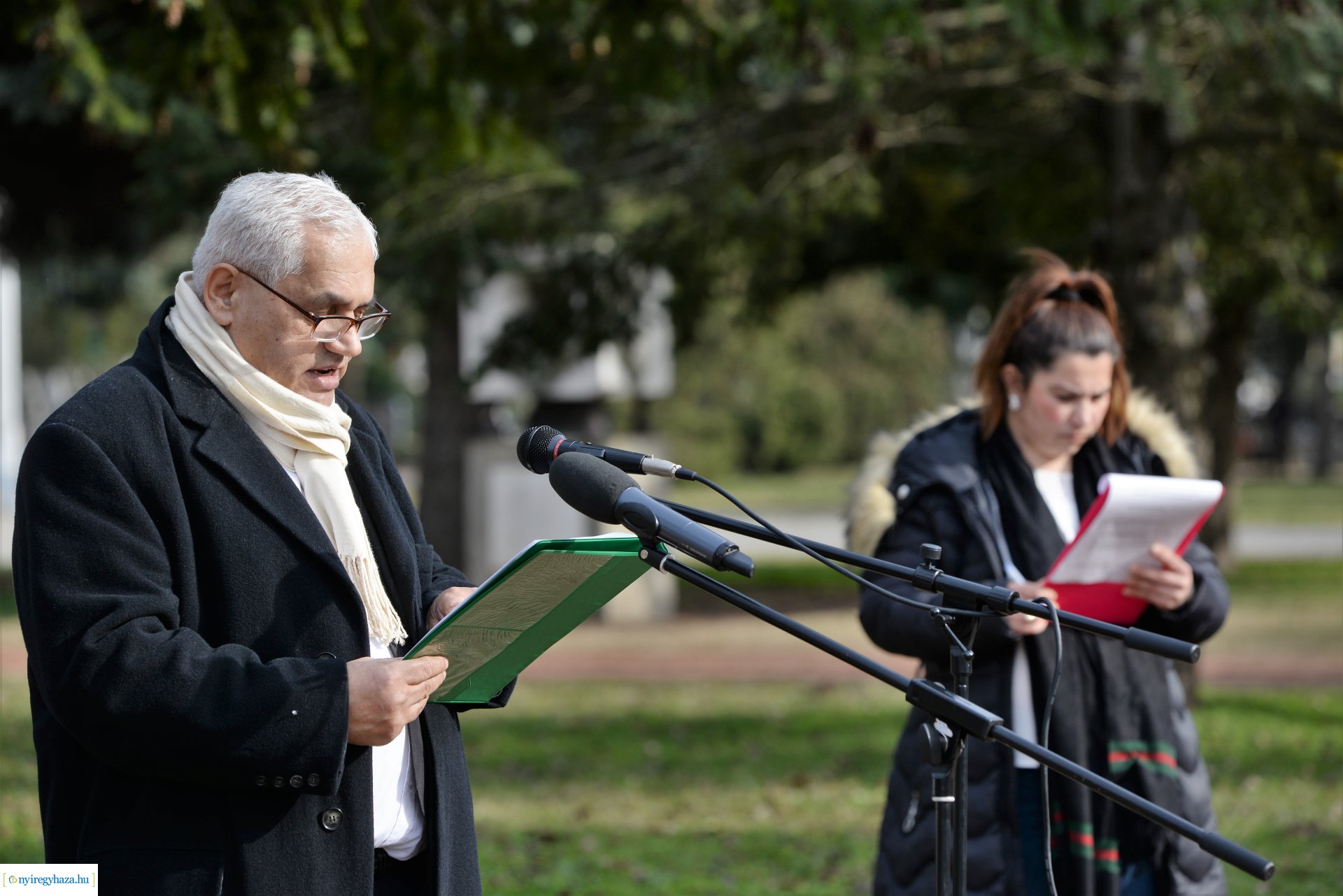 A romák elleni sorozatgyilkosságok áldozataira emlékeztek