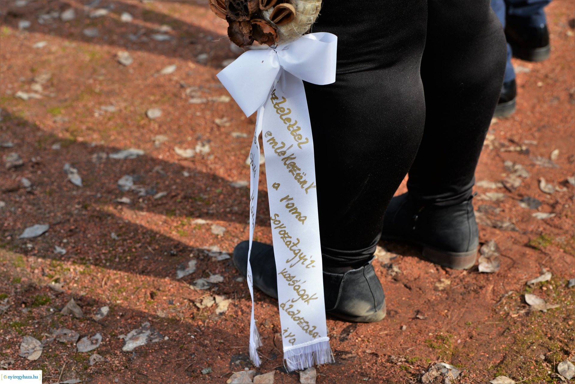 A romák elleni sorozatgyilkosságok áldozataira emlékeztek