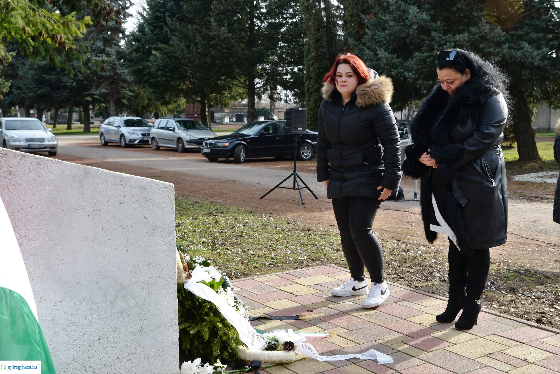 A romák elleni sorozatgyilkosságok áldozataira emlékeztek