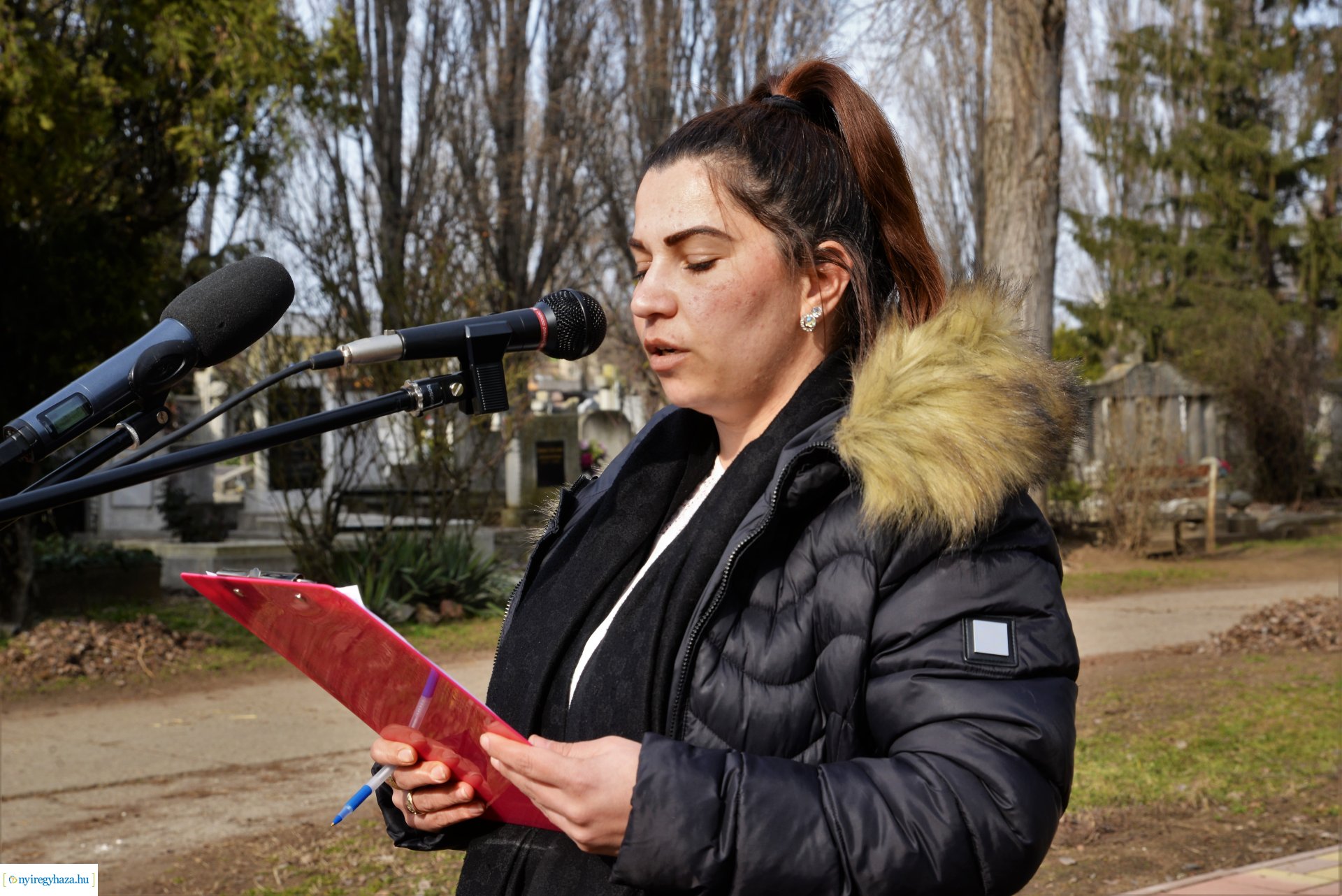 A romák elleni sorozatgyilkosságok áldozataira emlékeztek
