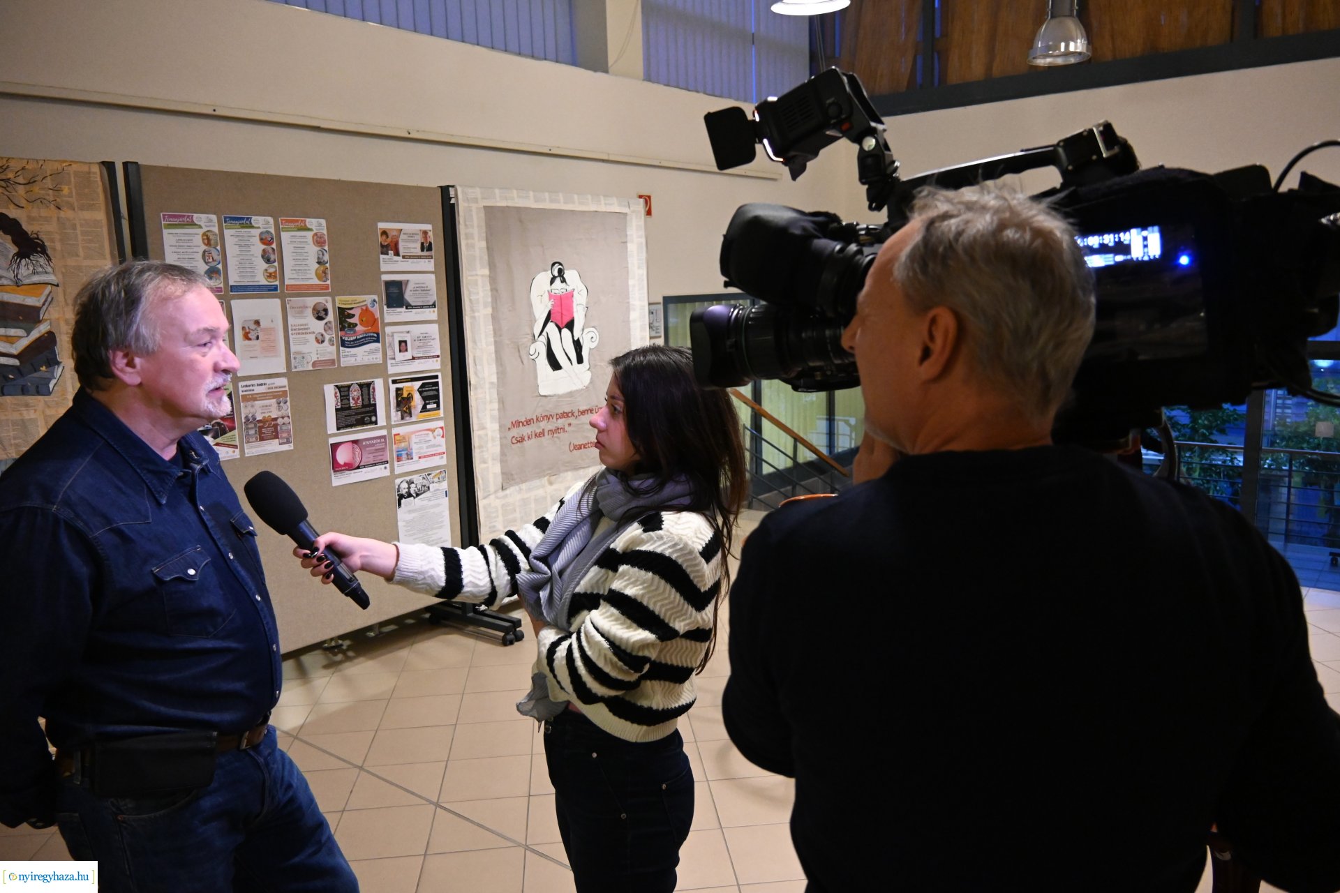 A sokaság fia-filmbemutató a könyvtárban