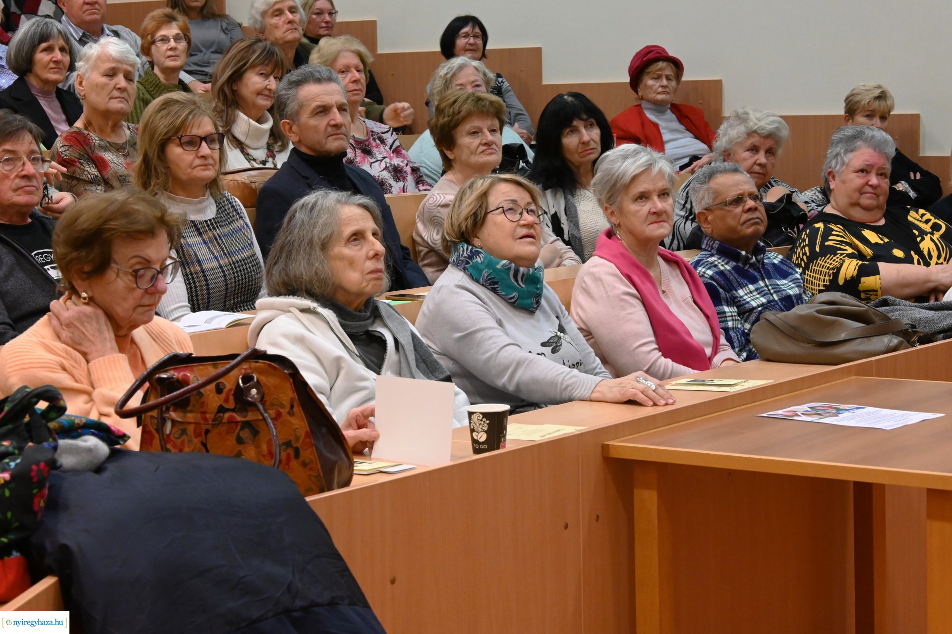 A sokaság fia-filmbemutató a könyvtárban