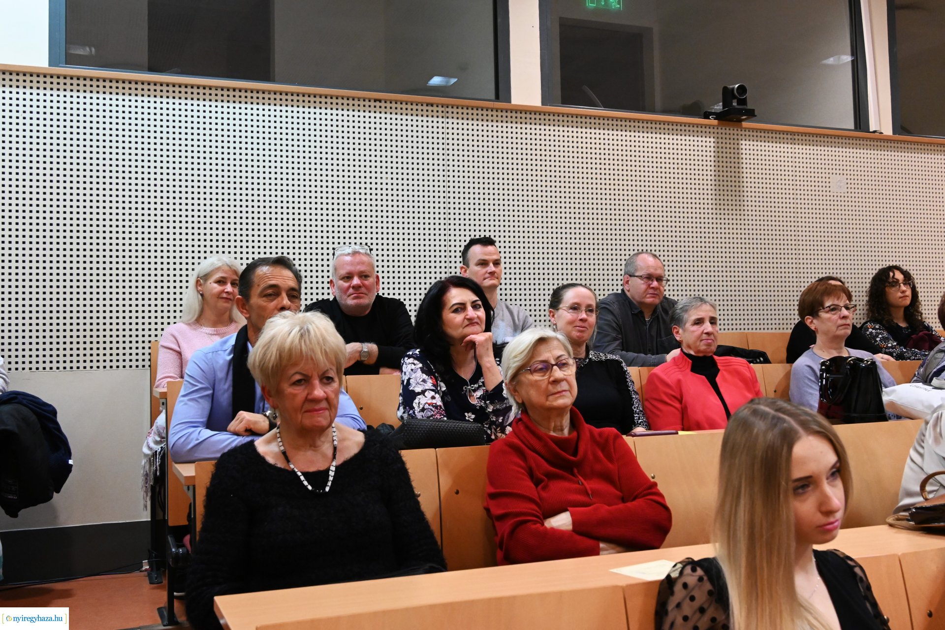 A sokaság fia-filmbemutató a könyvtárban