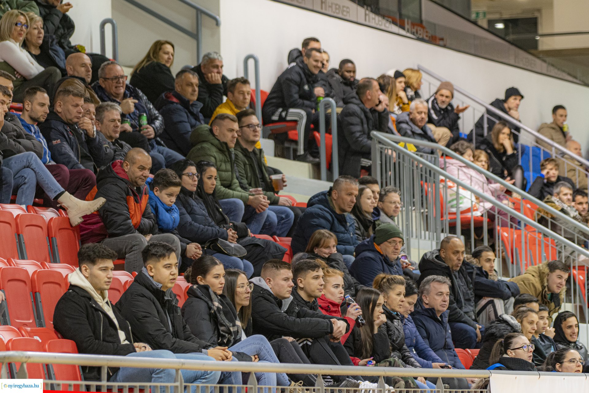Á Studió Futsal Nyíregyháza - DEAC Futsal mérkőzés a Continental Arénában