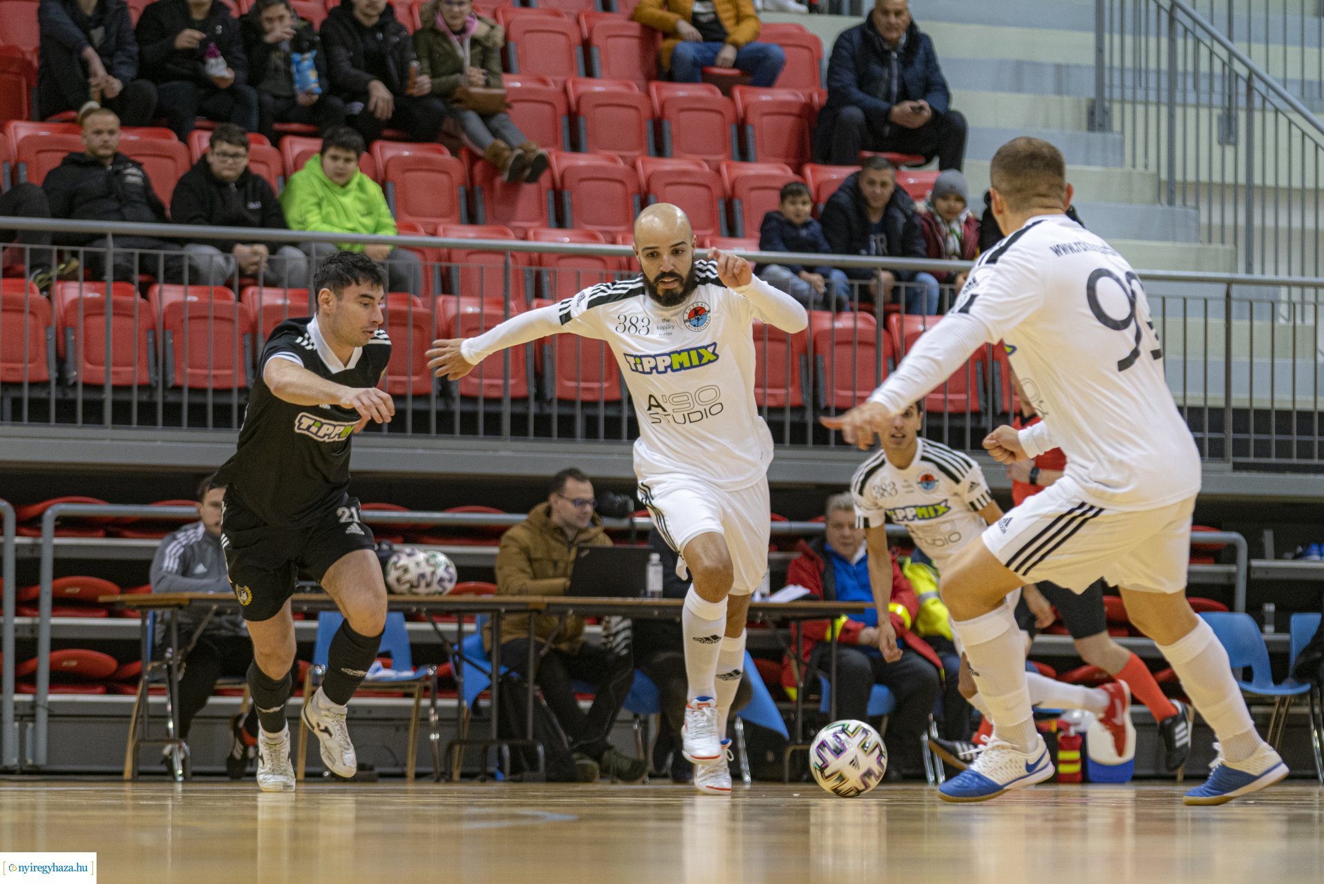 Á Studió Futsal Nyíregyháza - DEAC Futsal mérkőzés a Continental Arénában