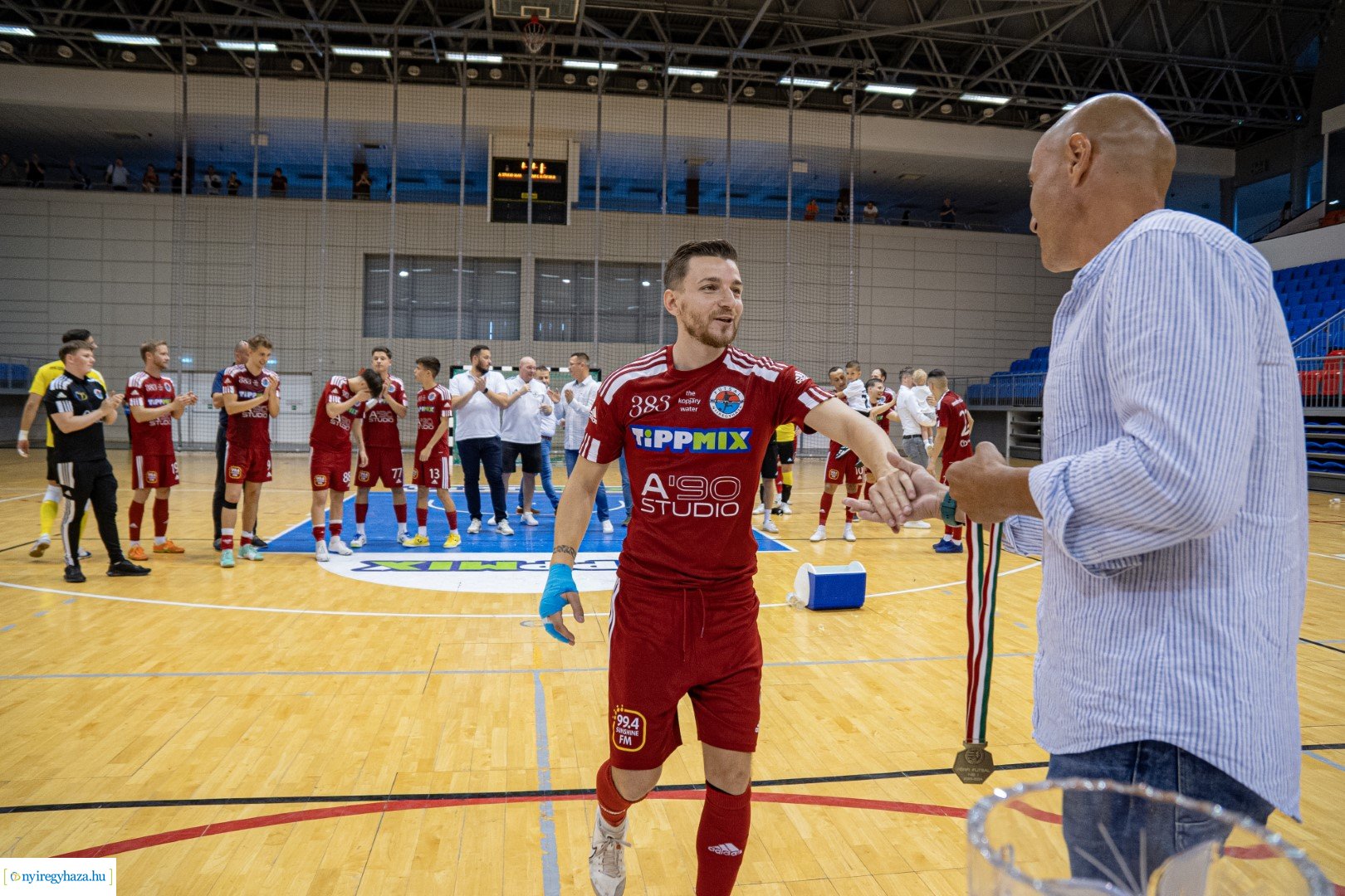 A' Studió Futsal Nyíregyháza megszerezte a bronzérmet - Így ünnepeltek a játékosok a mérkőzést követően
