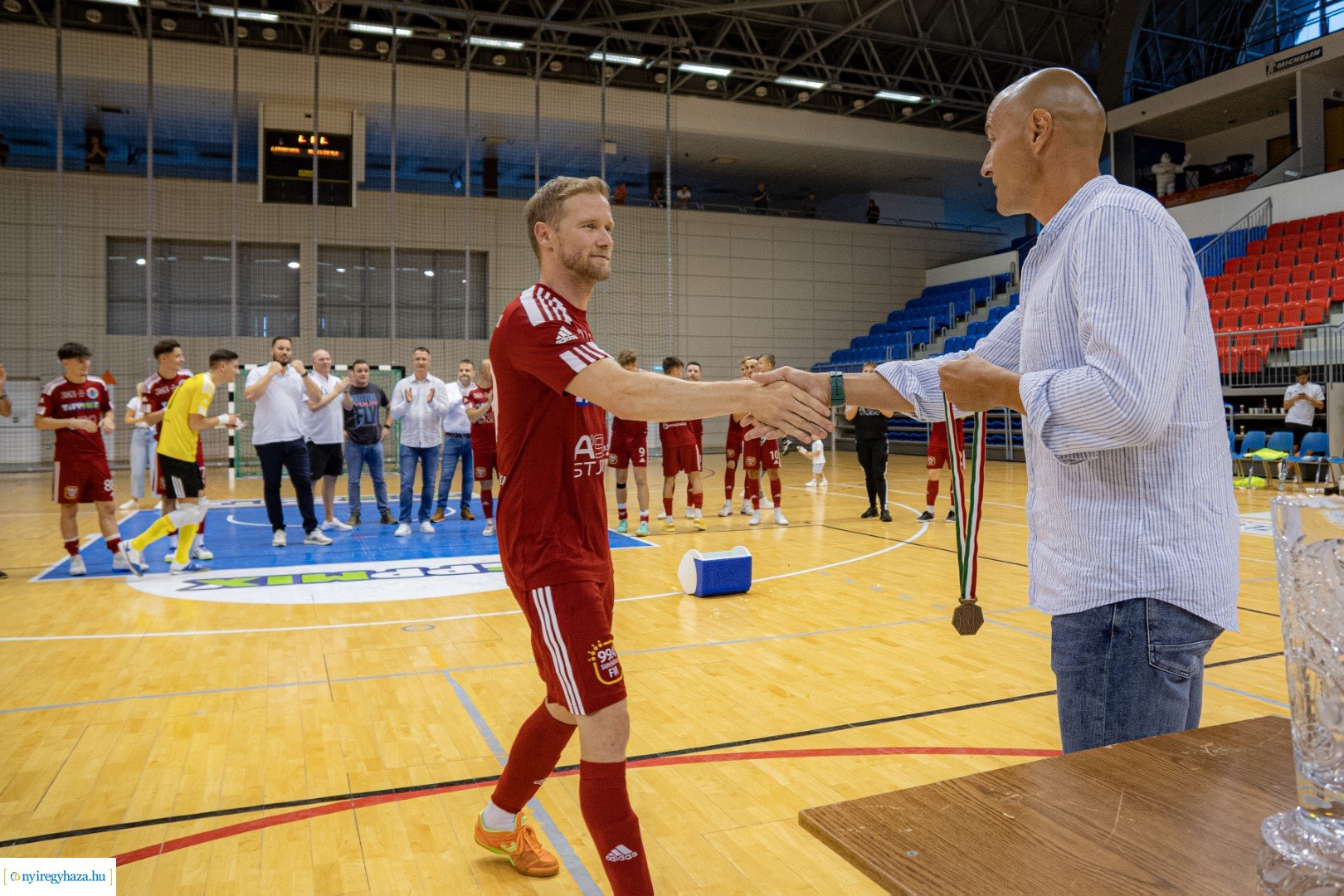 A' Studió Futsal Nyíregyháza megszerezte a bronzérmet - Így ünnepeltek a játékosok a mérkőzést követően