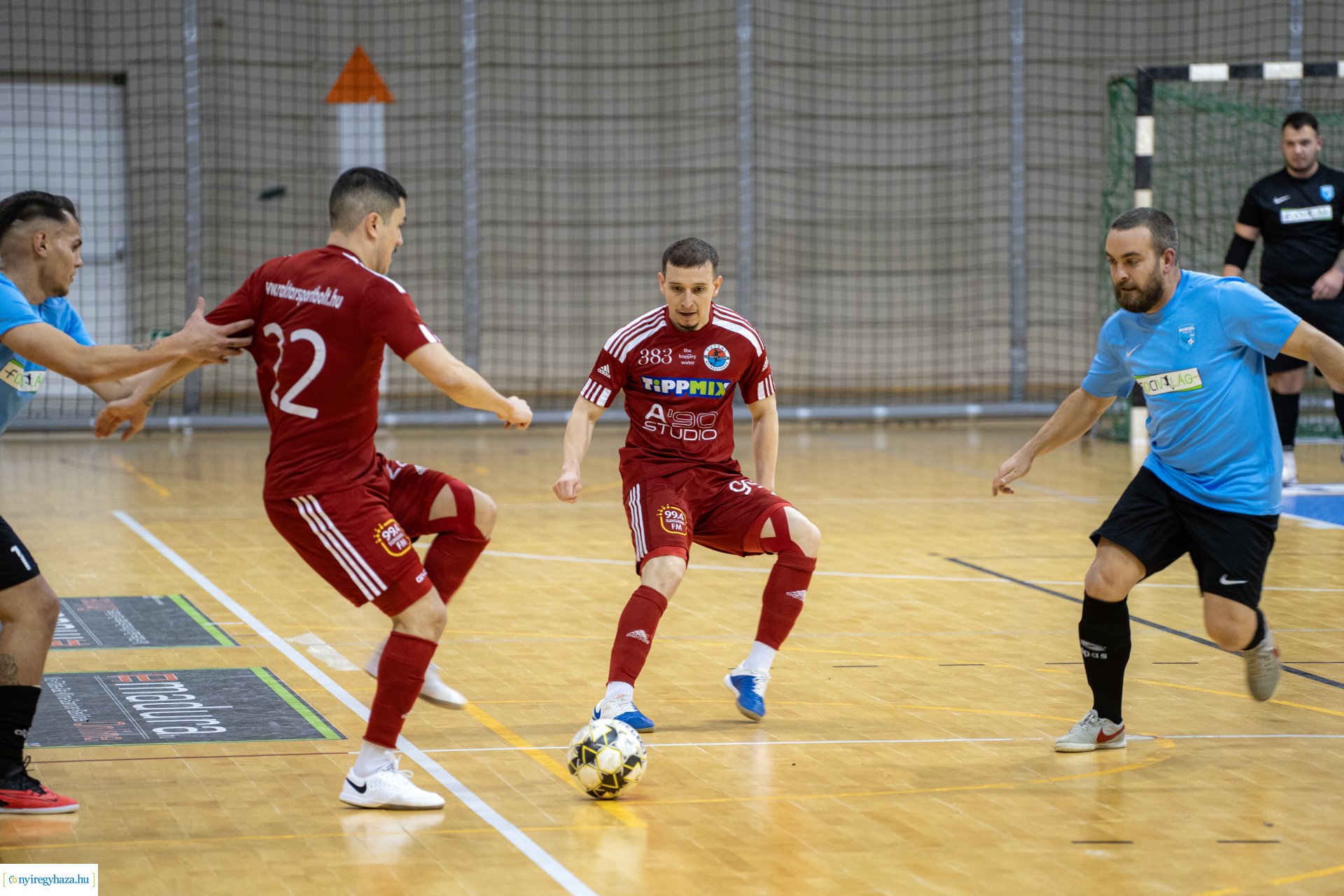 A' Studió Futsal Nyíregyháza vs. Nyírség FC Futsal mérkőzés a Continental Arénában
