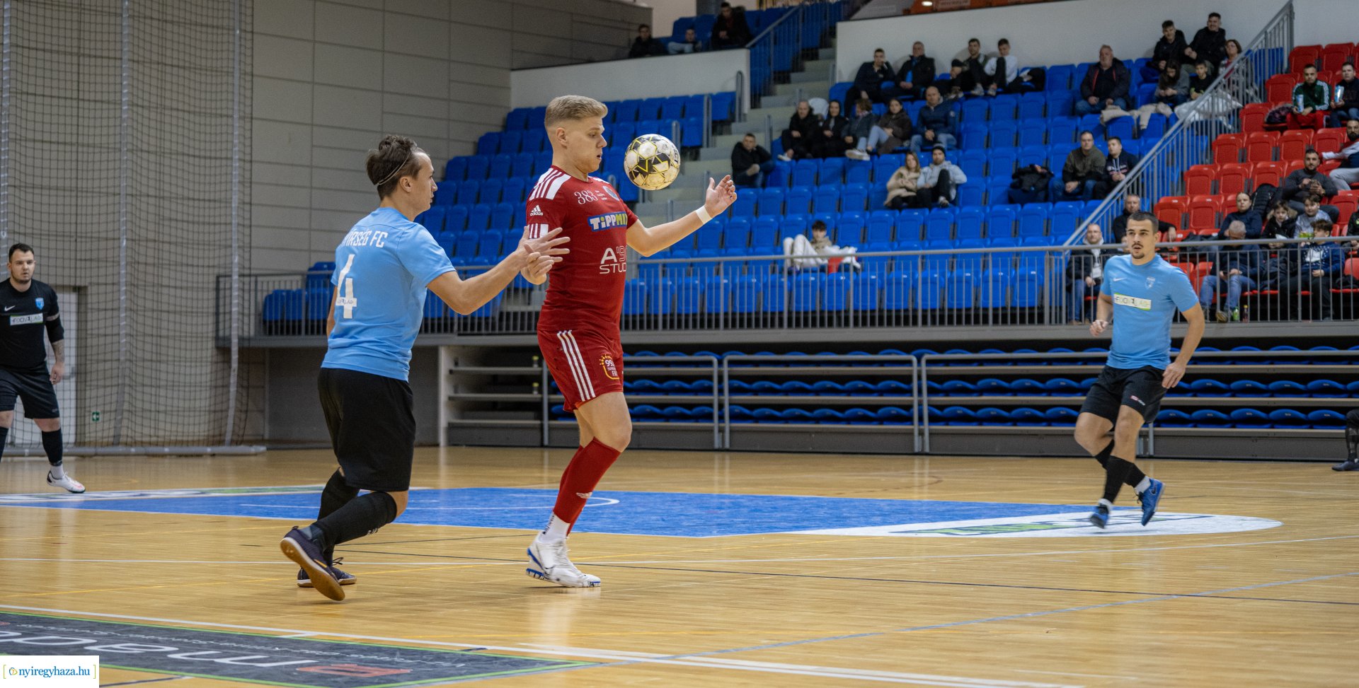 A' Studió Futsal Nyíregyháza vs. Nyírség FC Futsal mérkőzés a Continental Arénában