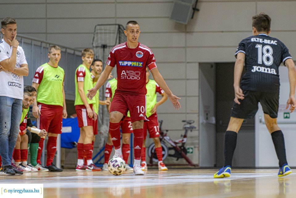 A STUDIO Nyíregyháza - ELTE-BEAC Budapest Futsal mérkőzés a Continental Arénában