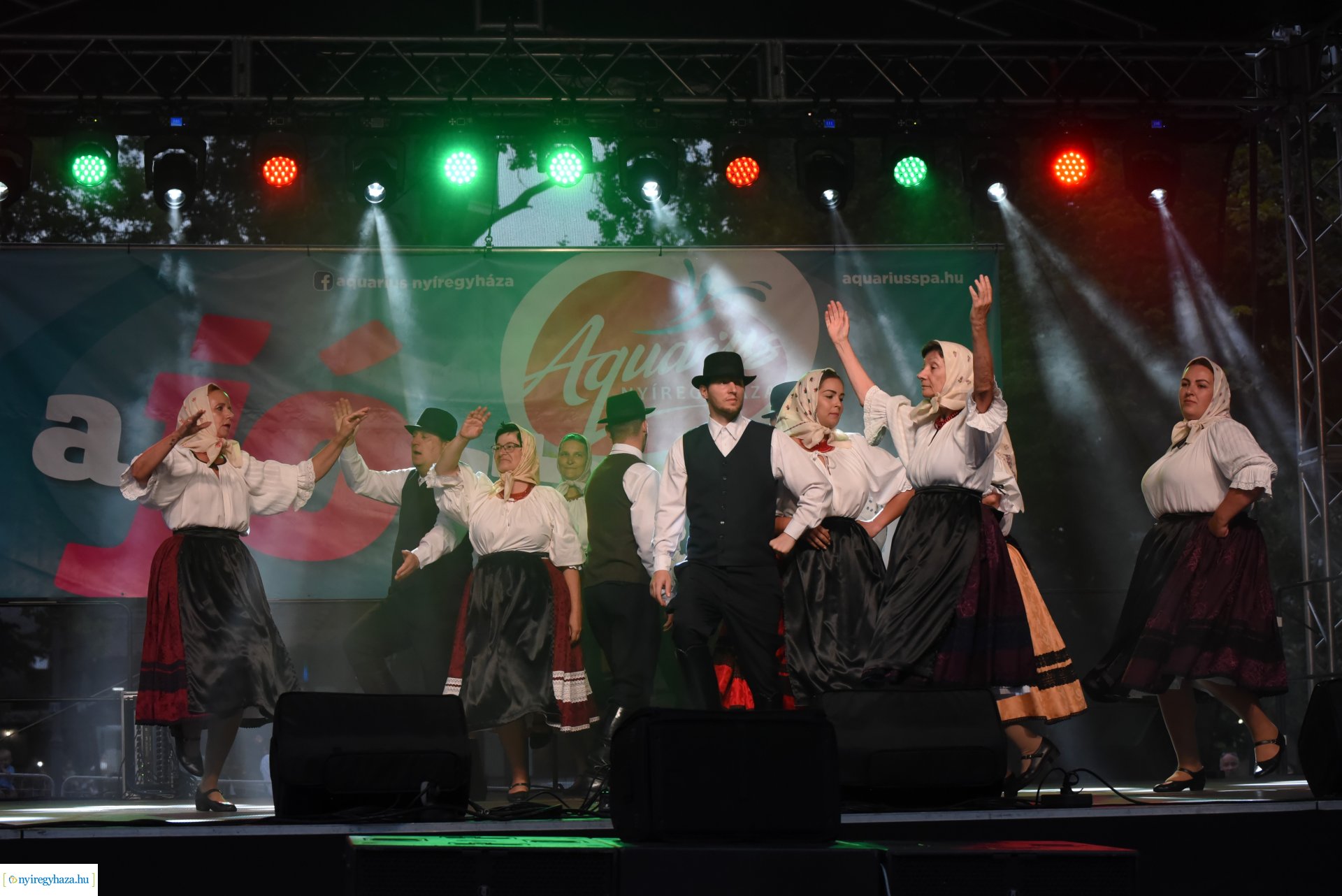 A Szabolcs Néptáncegyüttes a SóstóSerFeszten