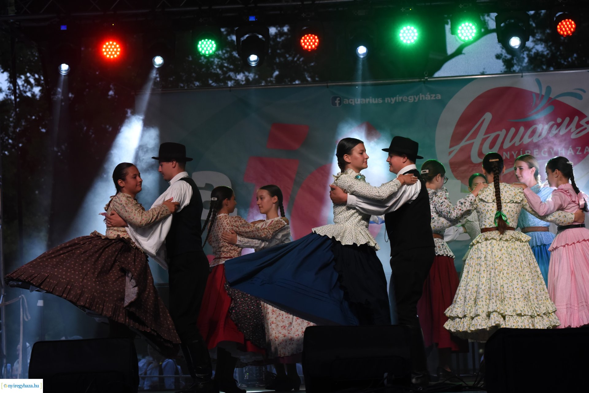 A Szabolcs Néptáncegyüttes a SóstóSerFeszten