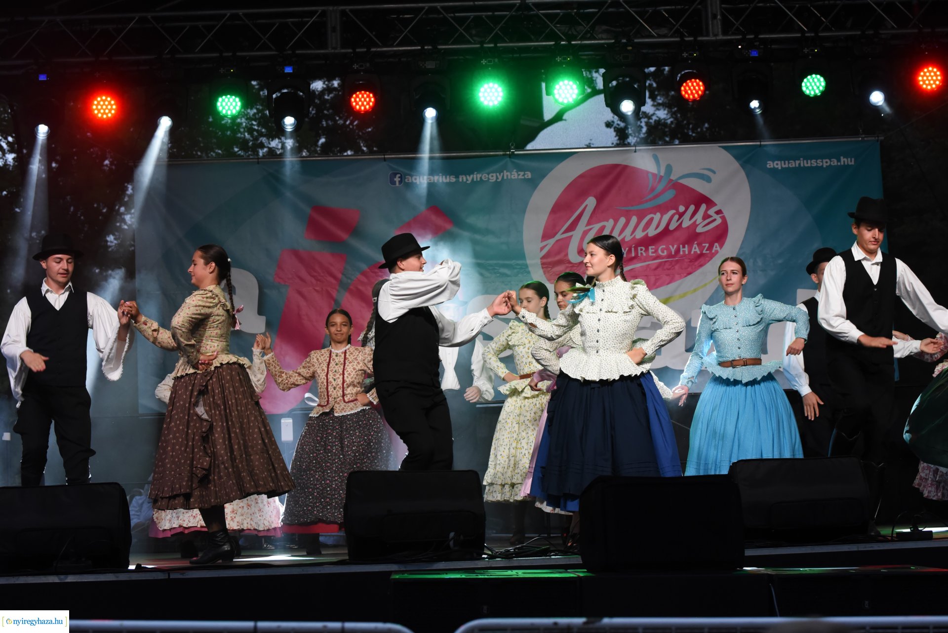 A Szabolcs Néptáncegyüttes a SóstóSerFeszten