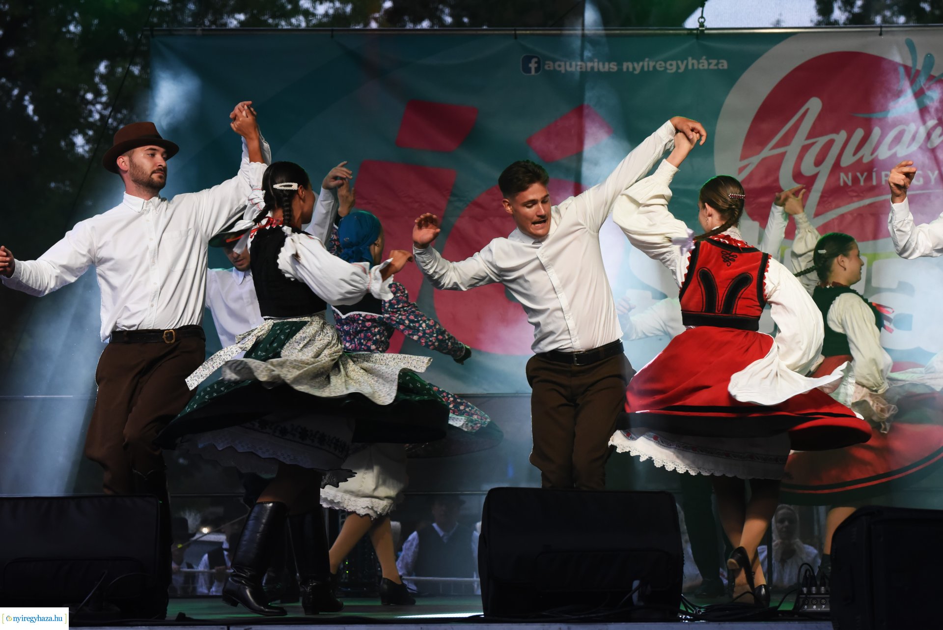 A Szabolcs Néptáncegyüttes a SóstóSerFeszten