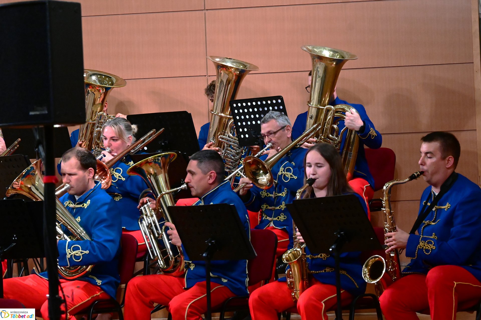 A Szabolcsi Koncert Fúvószenekar Operettgálája sztárvendégekkel