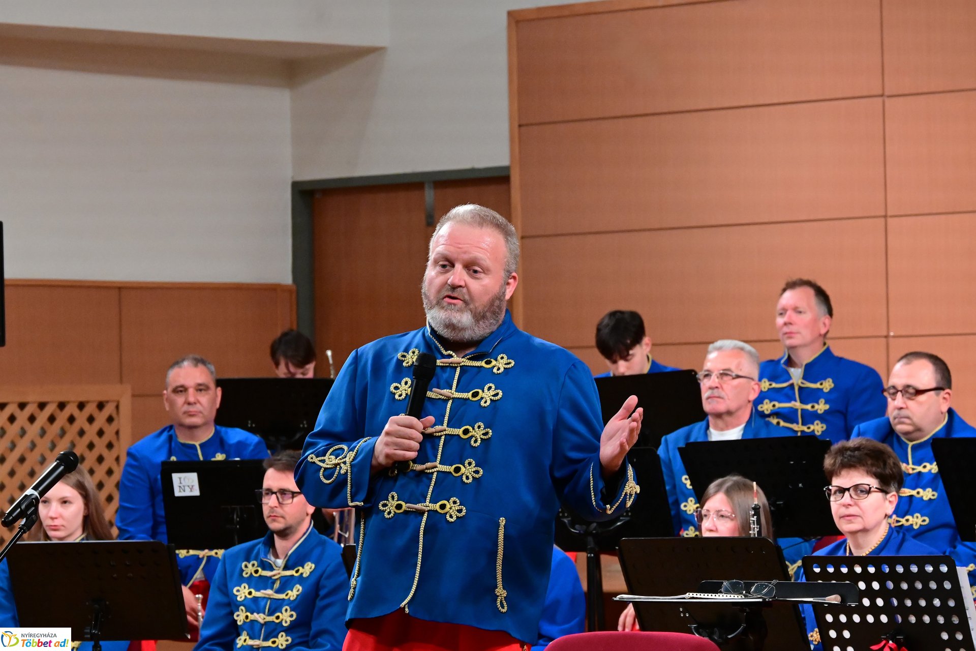 A Szabolcsi Koncert Fúvószenekar Operettgálája sztárvendégekkel