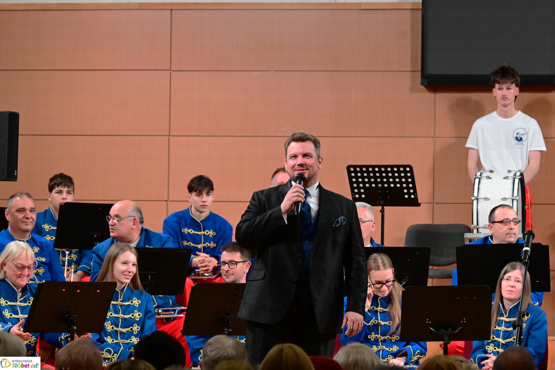 A Szabolcsi Koncert Fúvószenekar Operettgálája sztárvendégekkel