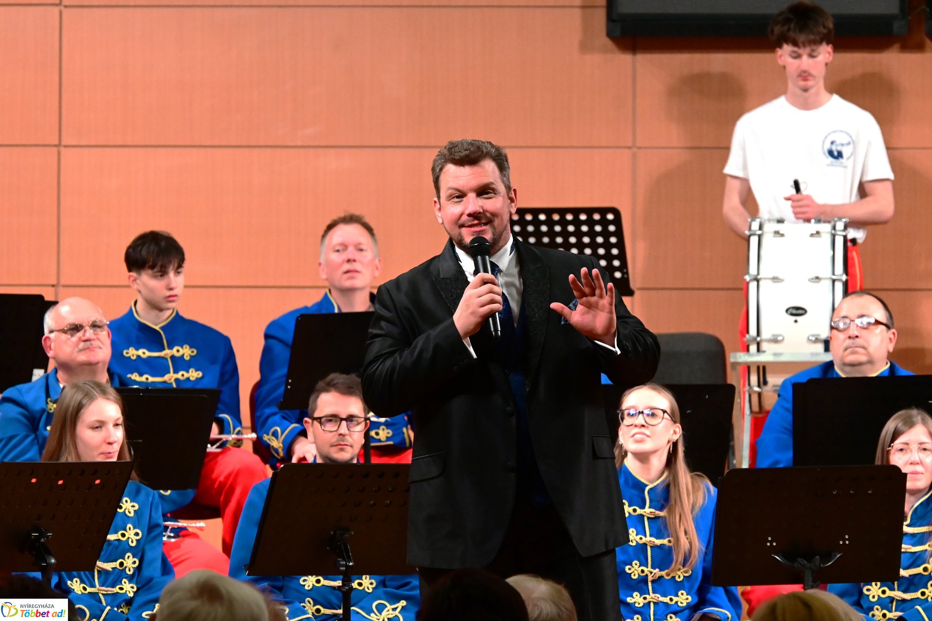 A Szabolcsi Koncert Fúvószenekar Operettgálája sztárvendégekkel