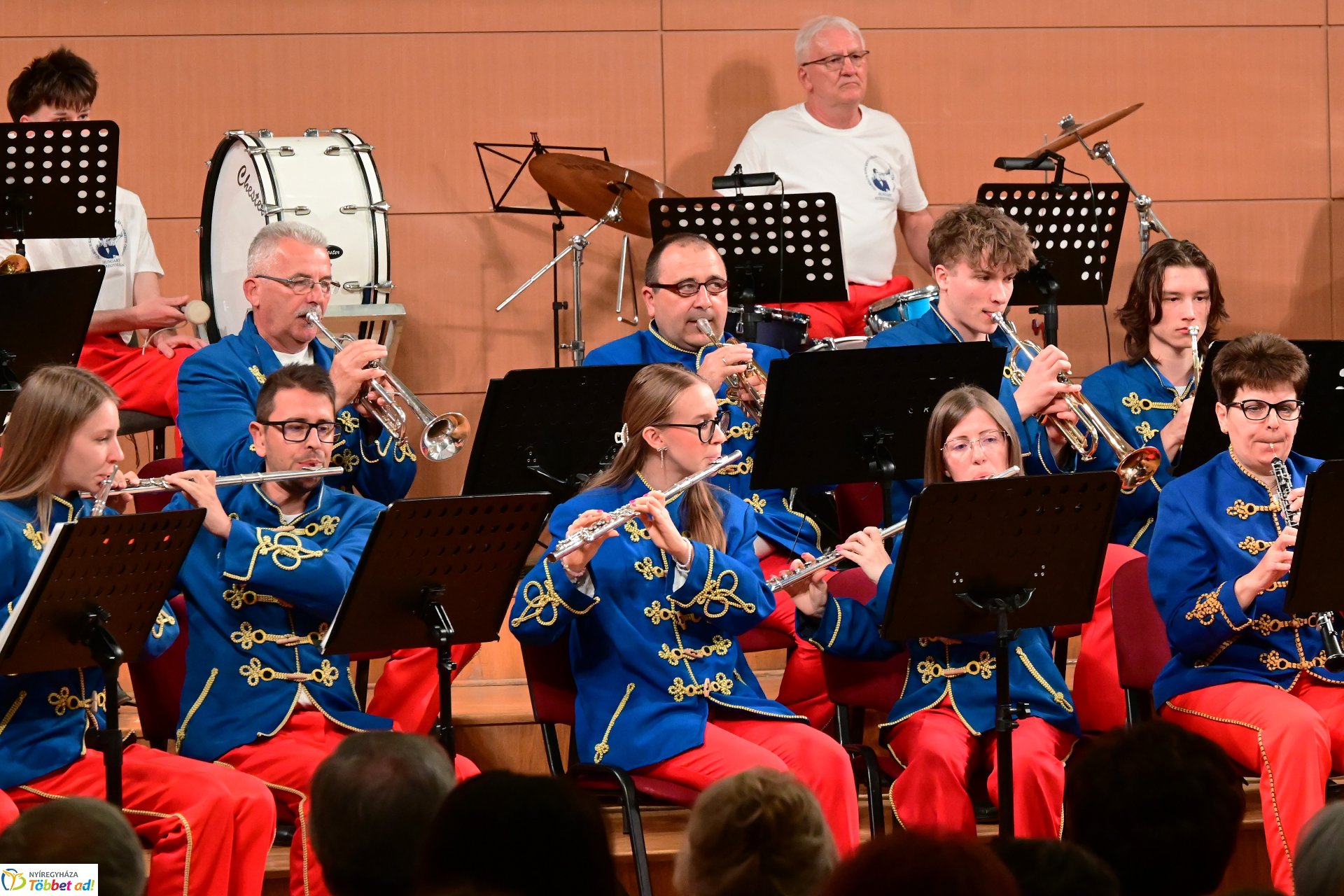 A Szabolcsi Koncert Fúvószenekar Operettgálája sztárvendégekkel